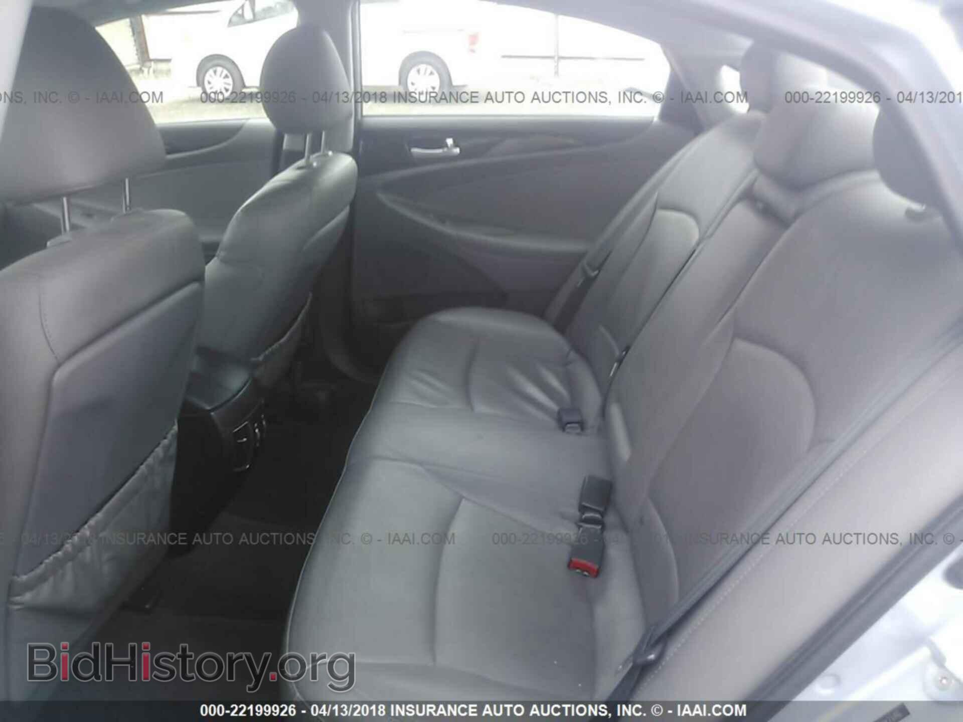 2012 Hyundai Sonata - VIN: 5NPEC4AC7CH422271 - Фото 8
