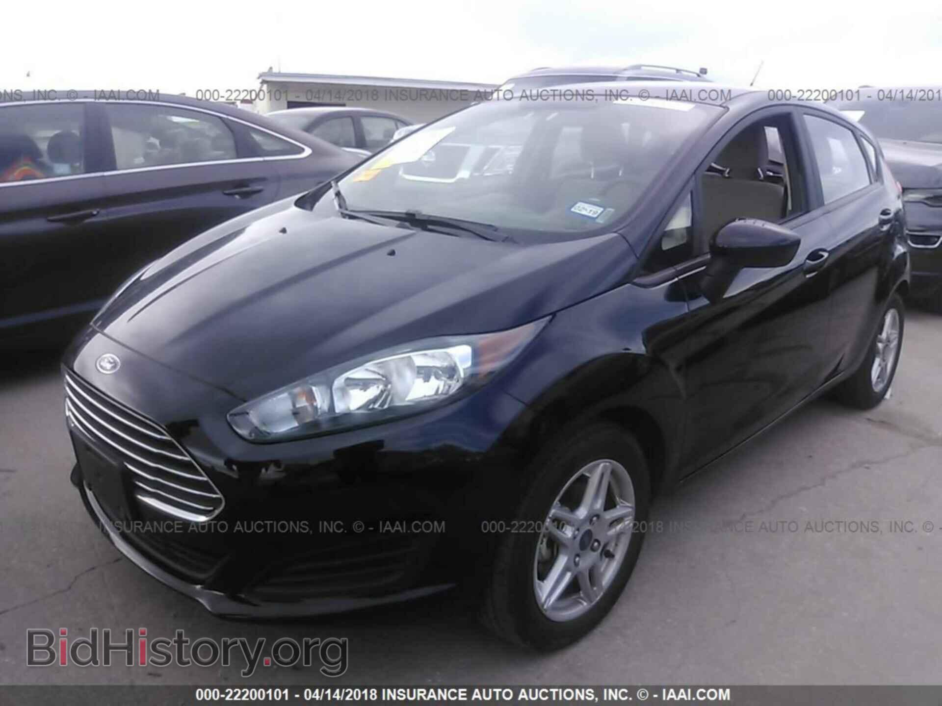 2017 Ford Fiesta - VIN: 3FADP4EJ6HM116050 - Фото 2