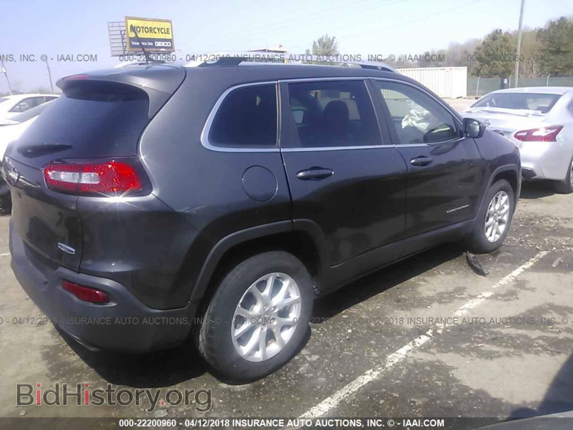 2015 Jeep Cherokee - VIN: 1C4PJLCS2FW643465 - Фото 4