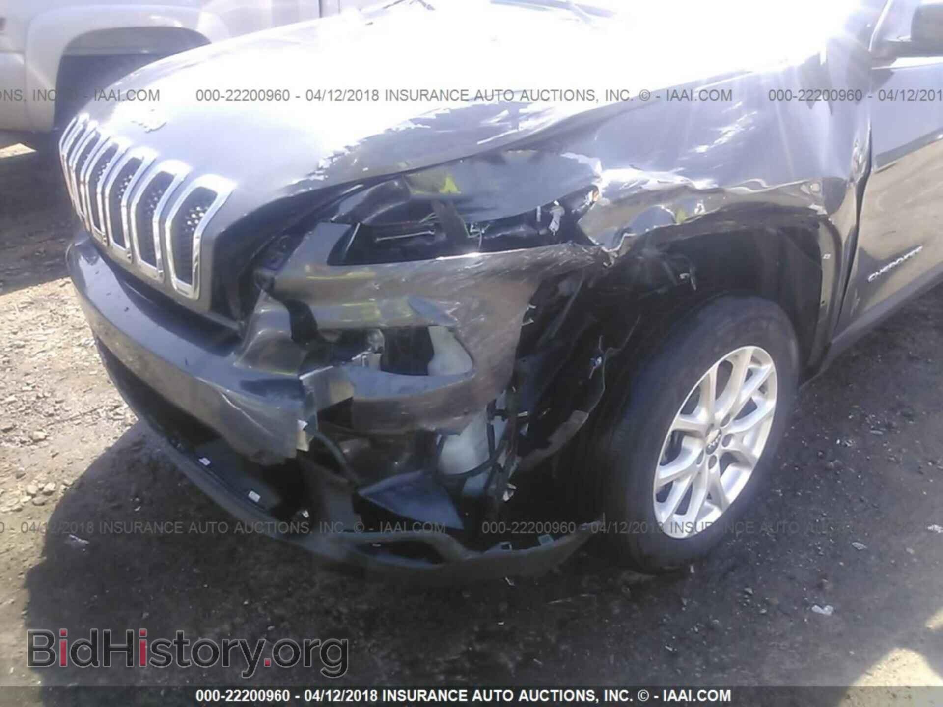 2015 Jeep Cherokee - VIN: 1C4PJLCS2FW643465 - Фото 6