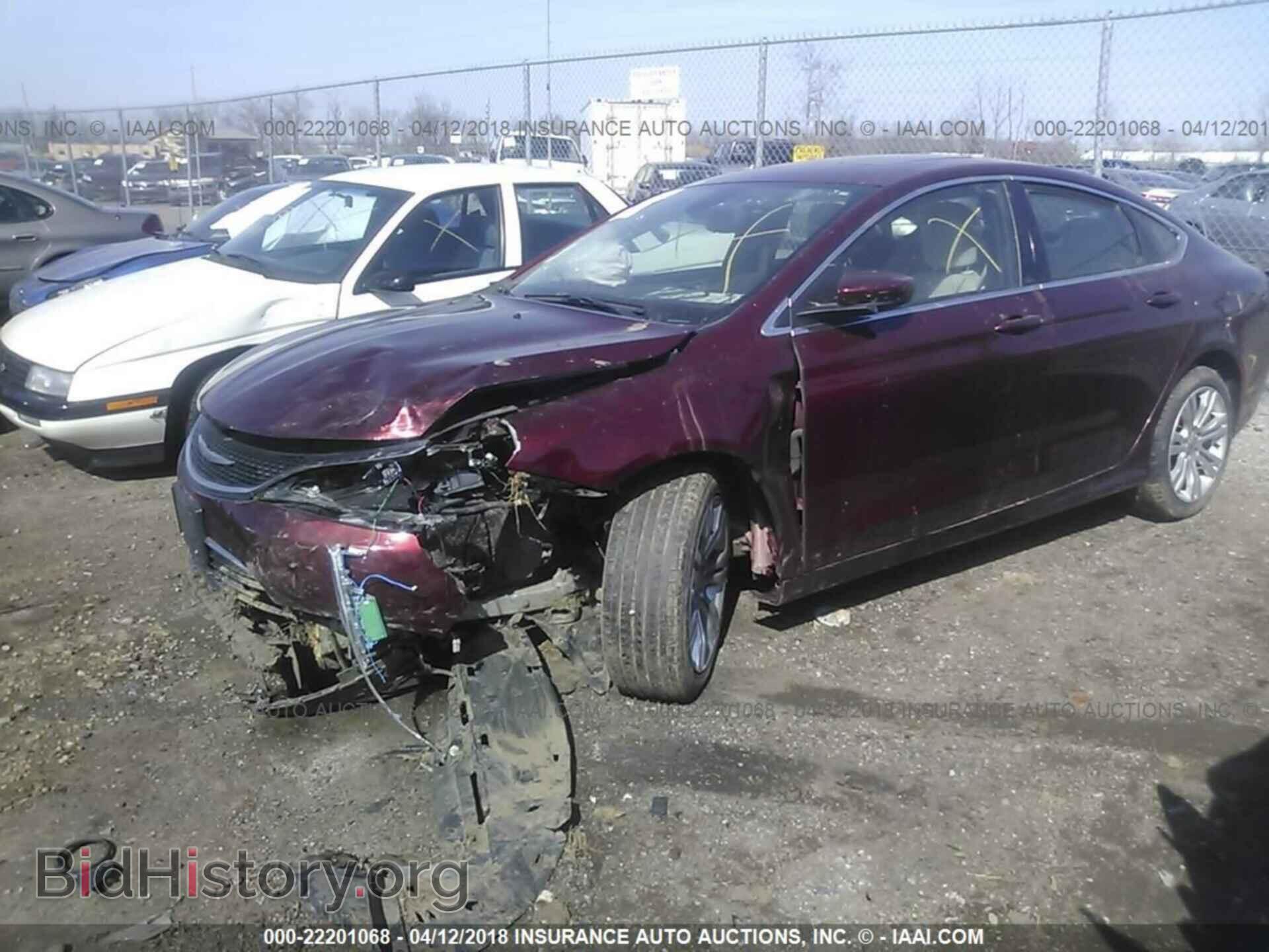 2015 Chrysler 200 - VIN: 1C3CCCAB5FN553037 - Photo 2
