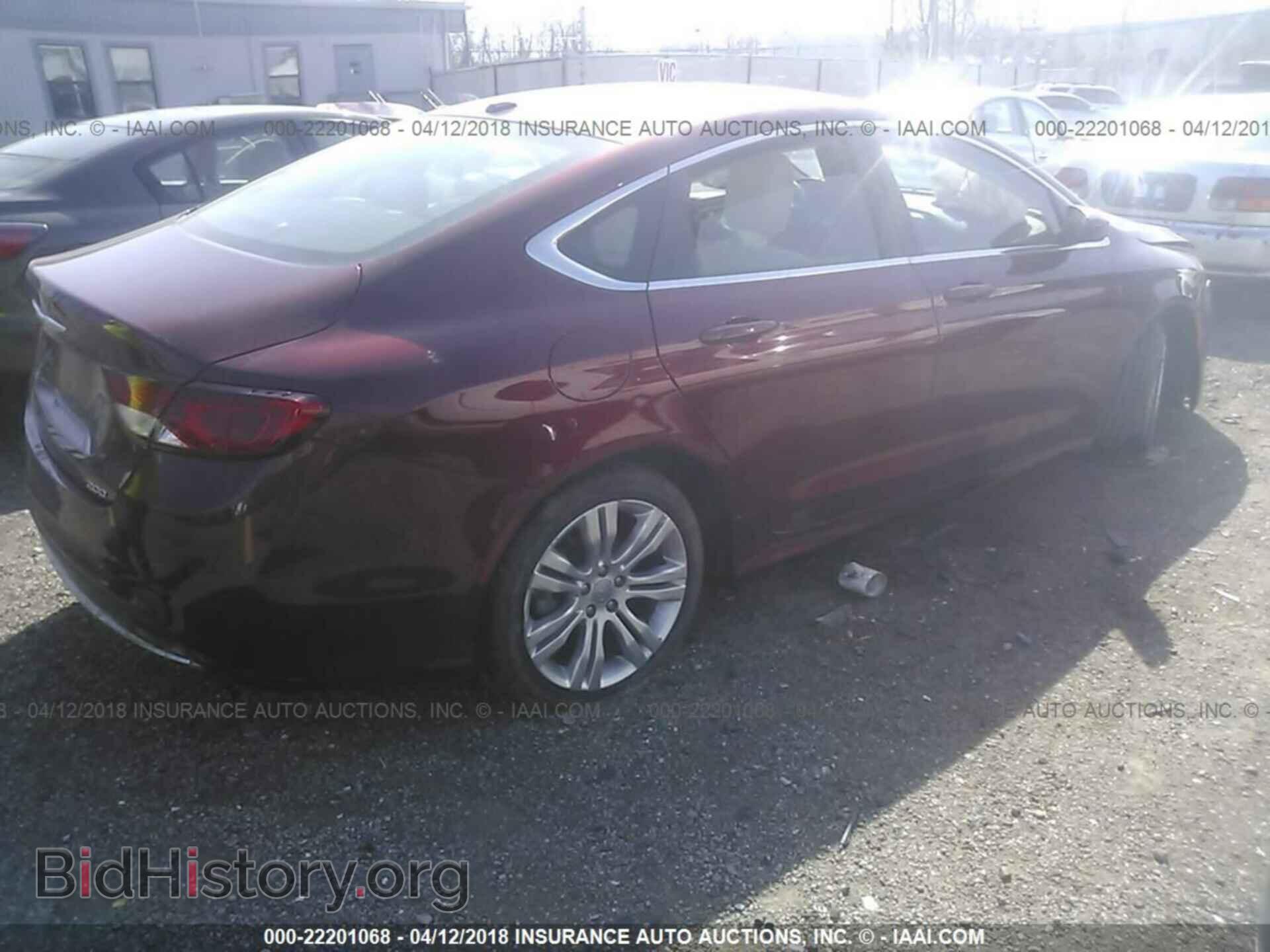 2015 Chrysler 200 - VIN: 1C3CCCAB5FN553037 - Photo 4