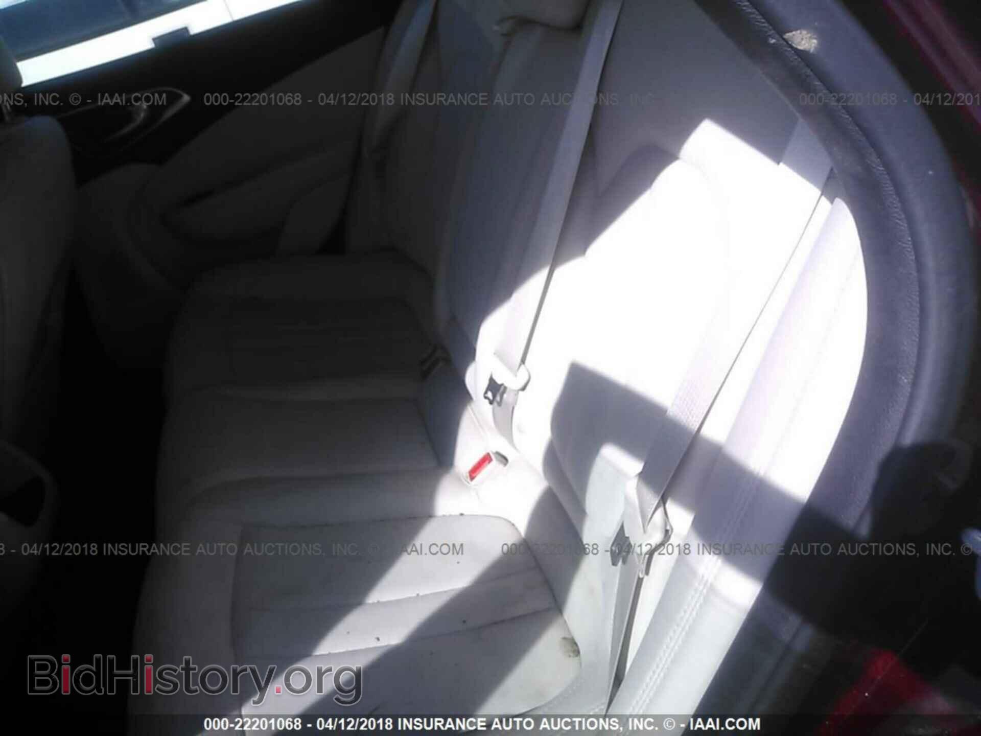 2015 Chrysler 200 - VIN: 1C3CCCAB5FN553037 - Photo 8