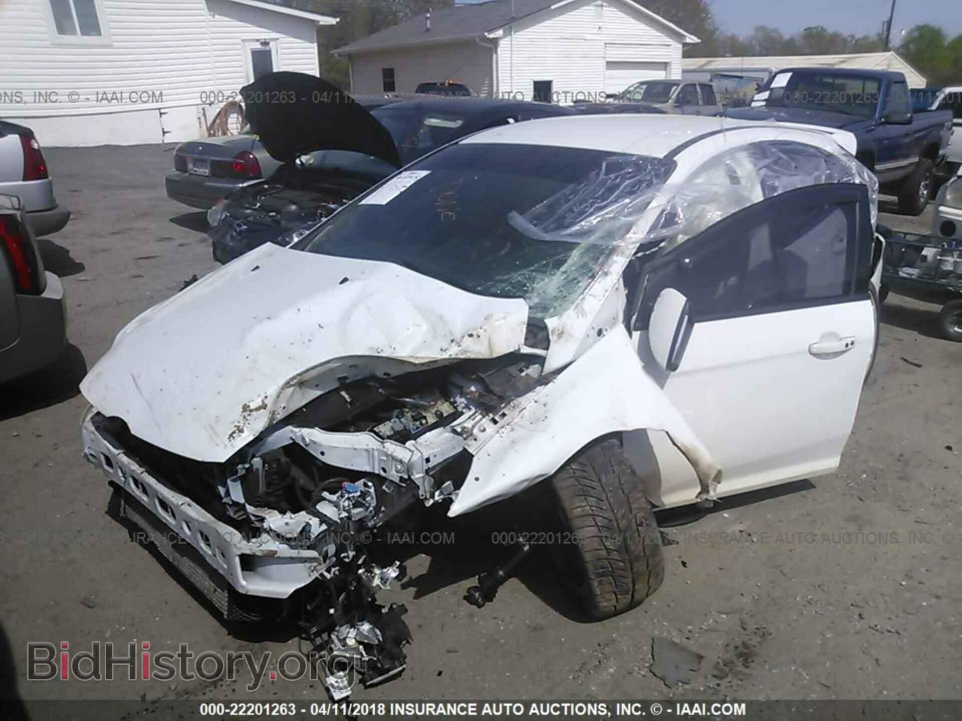 2014 Ford Focus - VIN: 1FADP3L93EL135171 - Фото 2