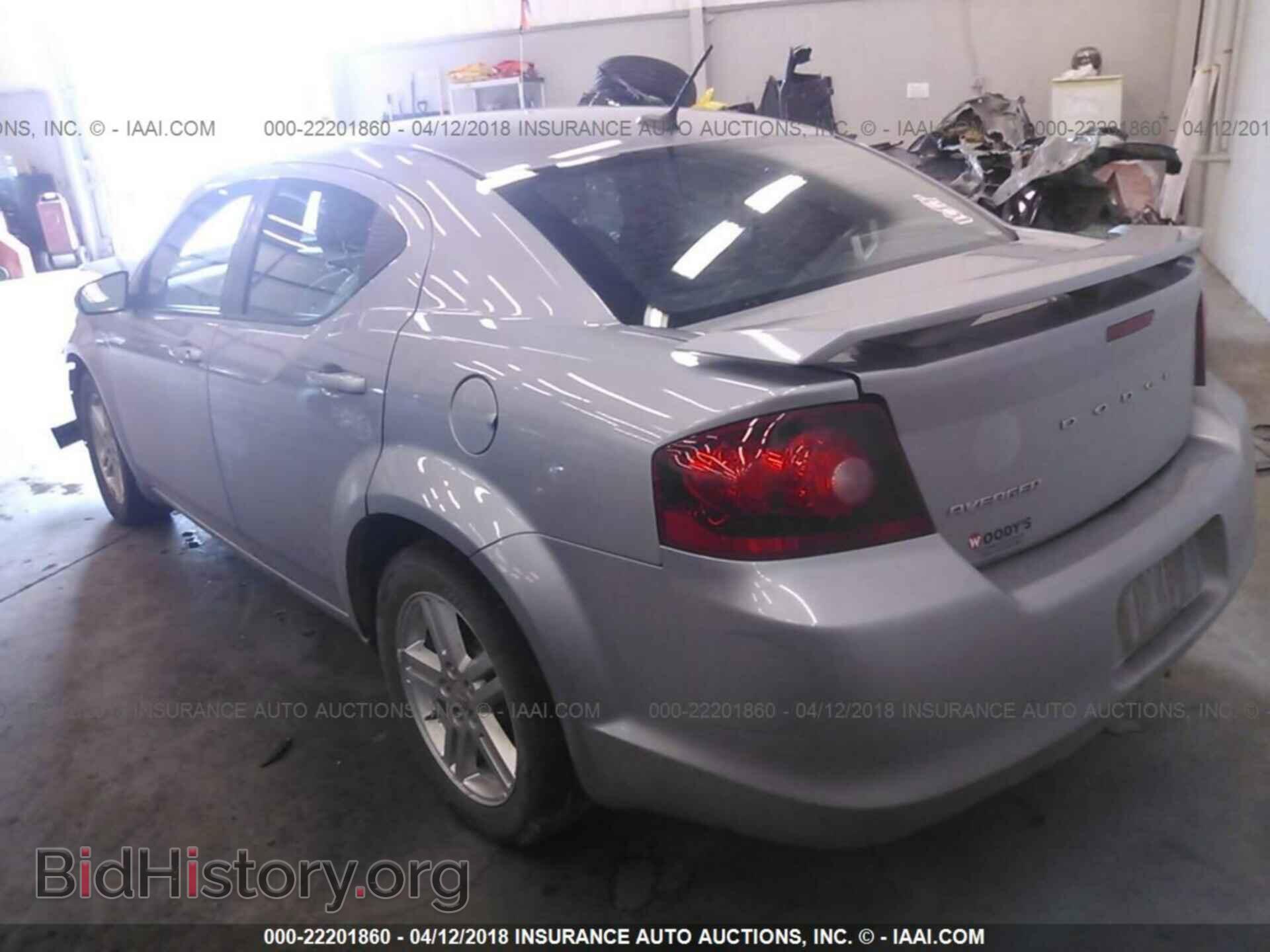 2014 Dodge Avenger - VIN: 1C3CDZAG4EN218152 - Photo 3