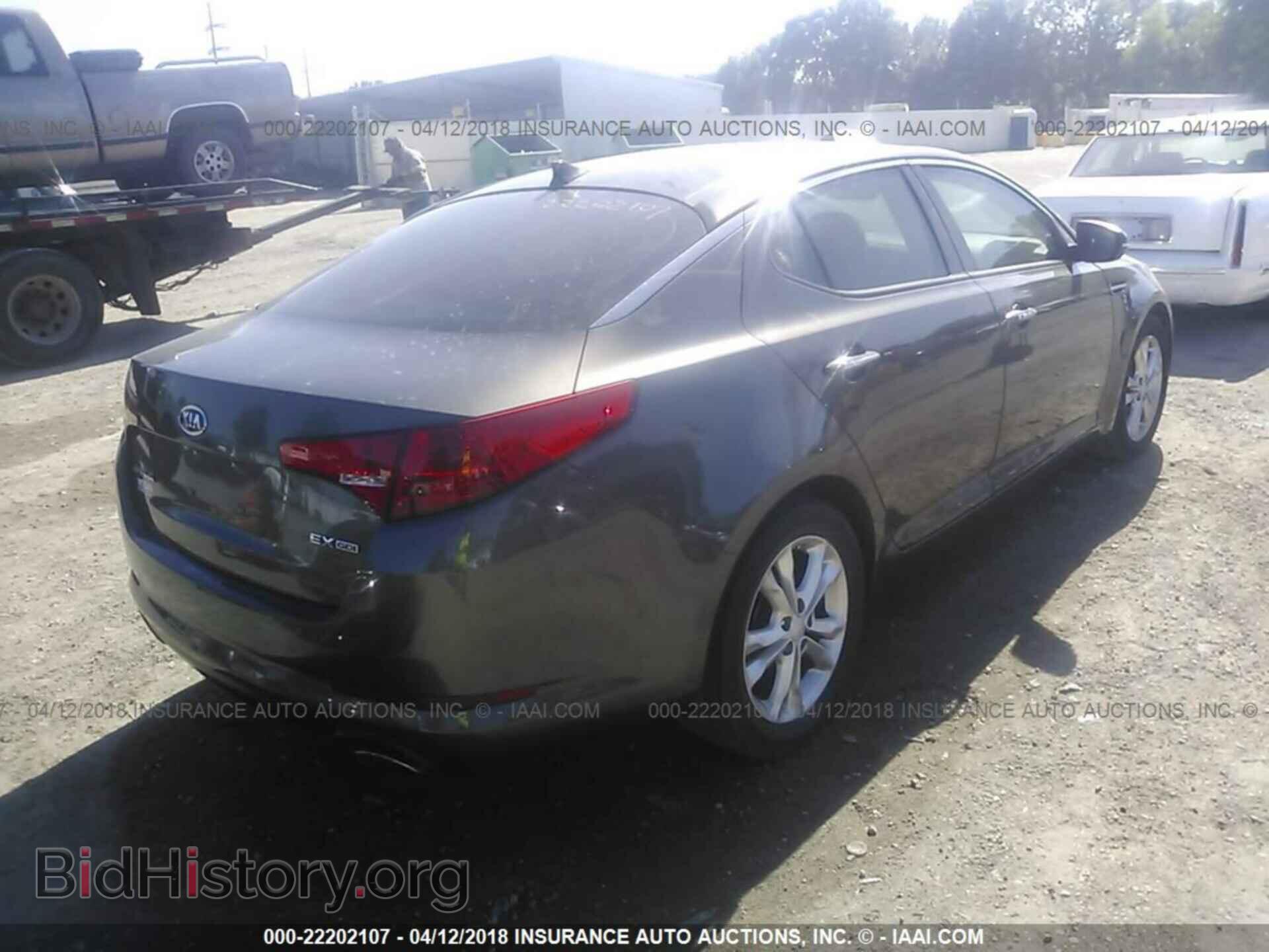 2012 Kia Optima - VIN: 5XXGN4A73CG040000 - Photo 4