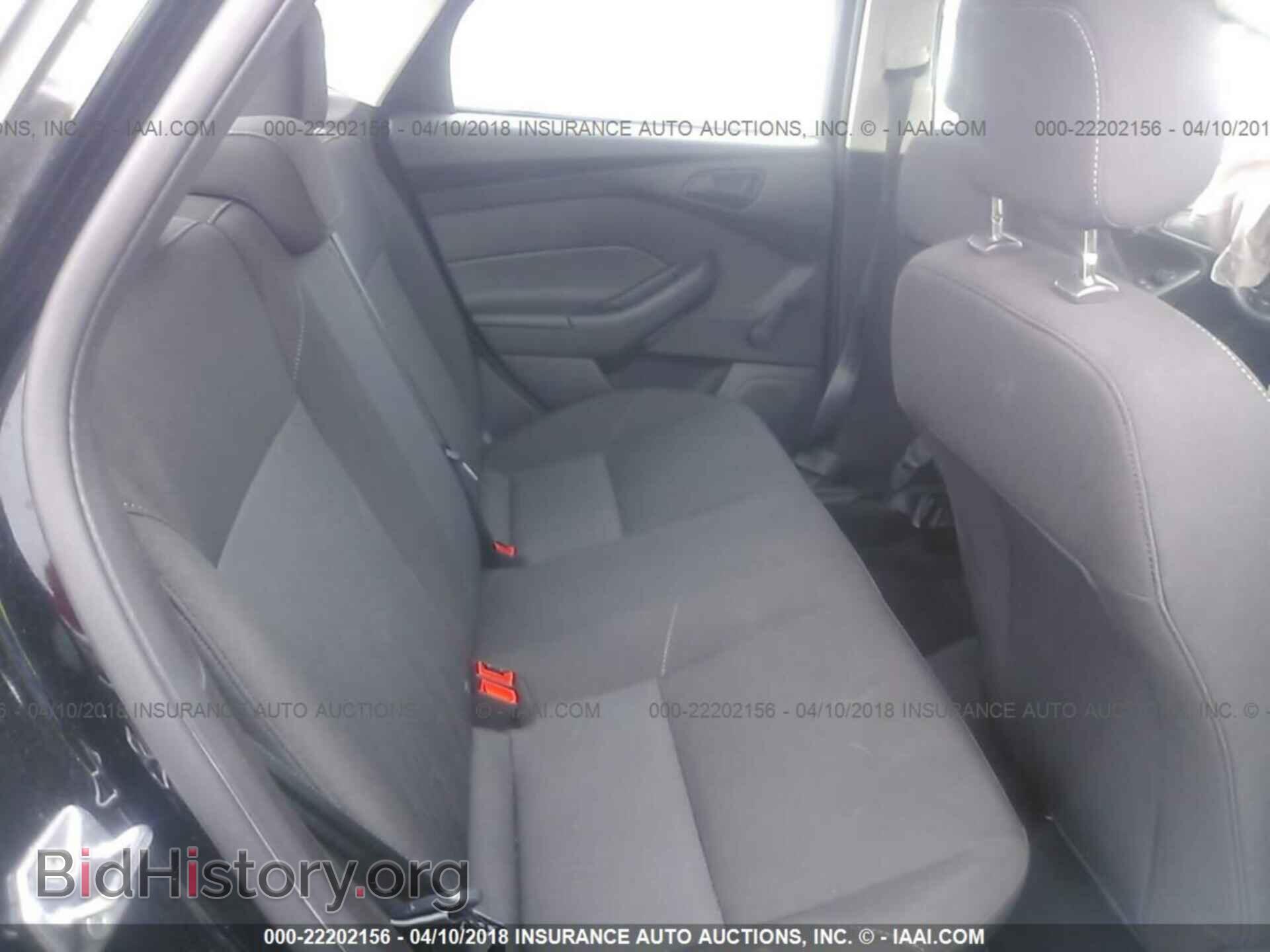 2017 Ford Focus - VIN: 1FADP3E24HL246039 - Photo 8