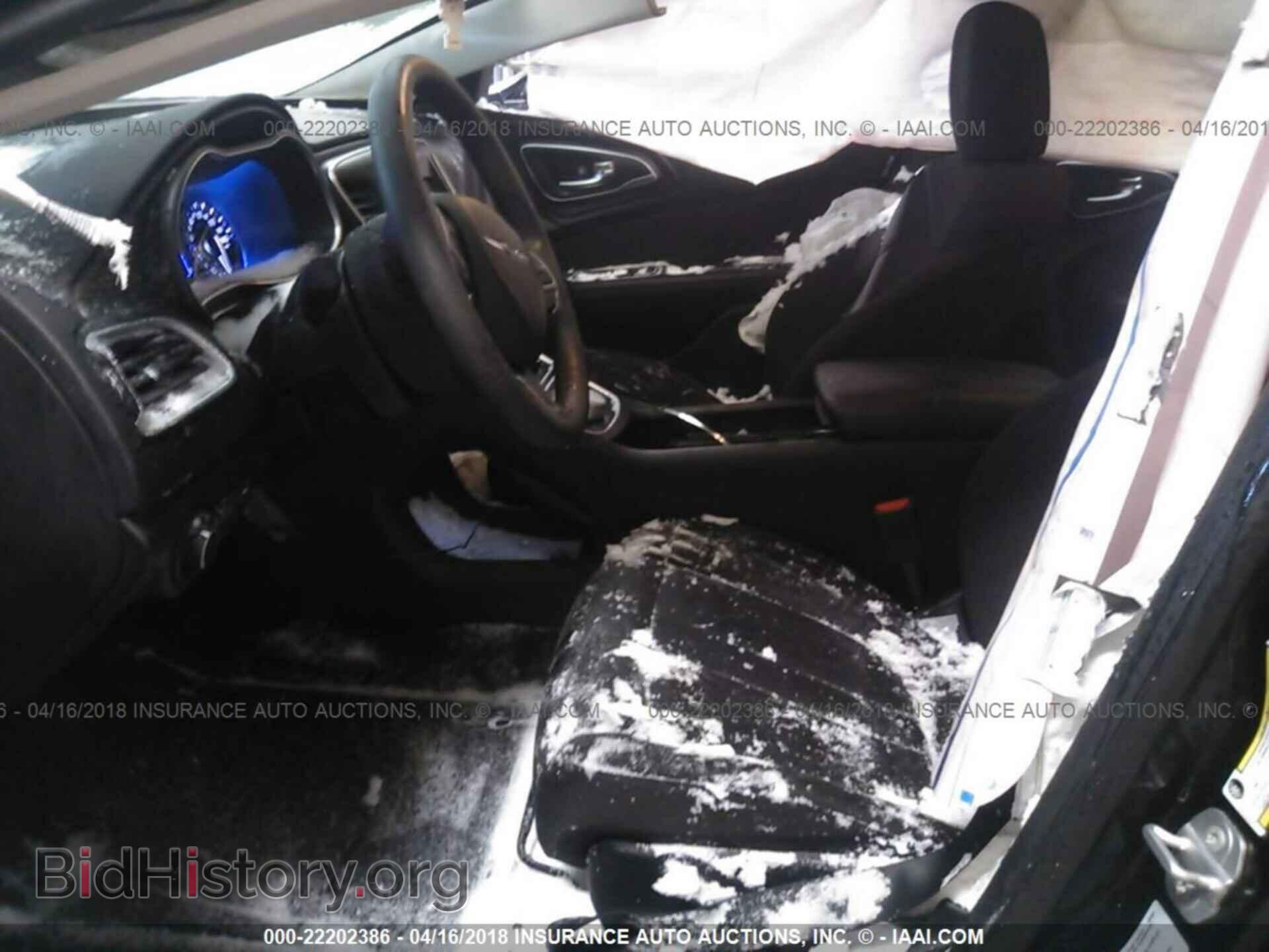 2016 Chrysler 200 - VIN: 1C3CCCAB7GN128372 - Фото 5