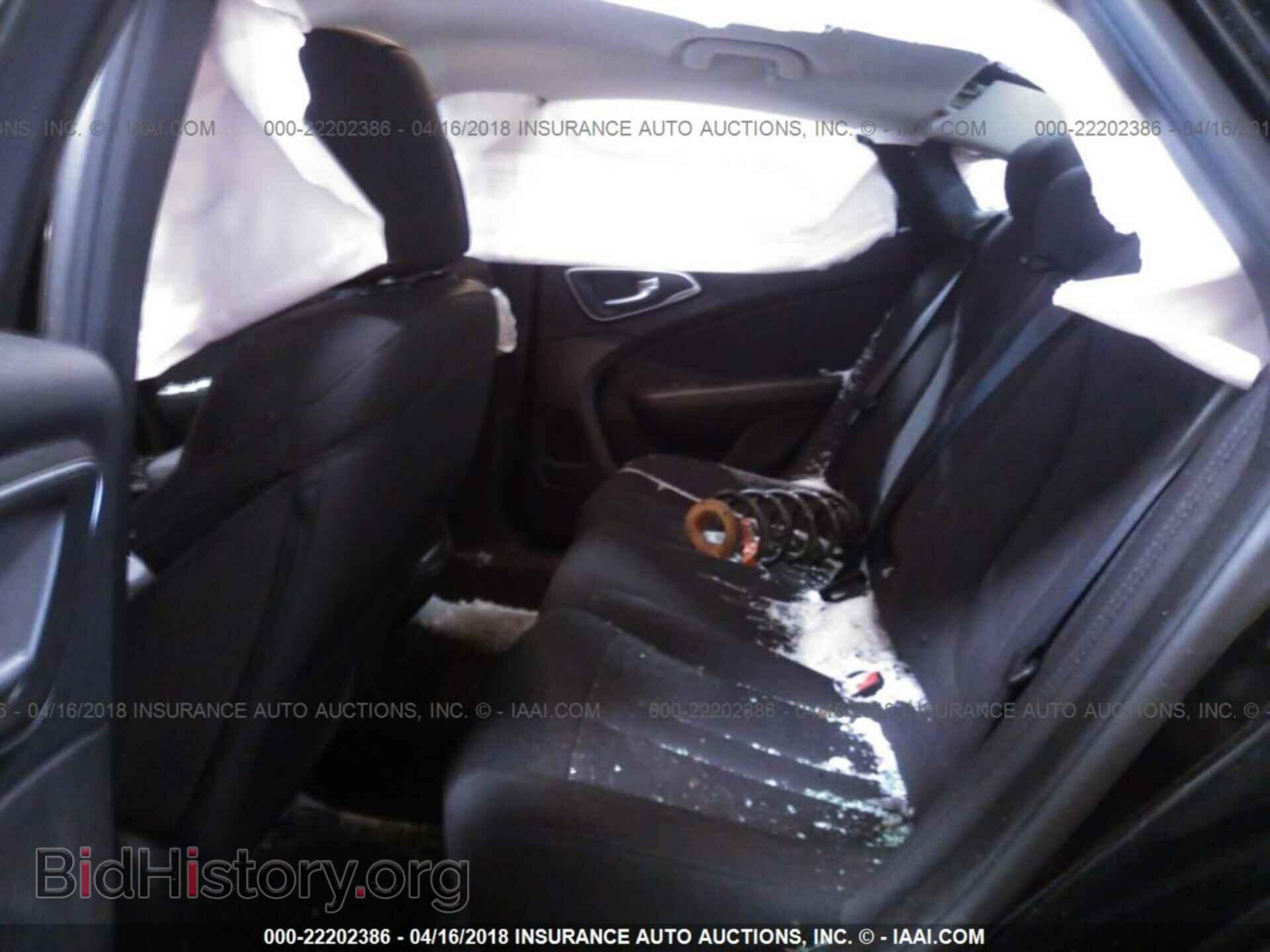 2016 Chrysler 200 - VIN: 1C3CCCAB7GN128372 - Фото 8