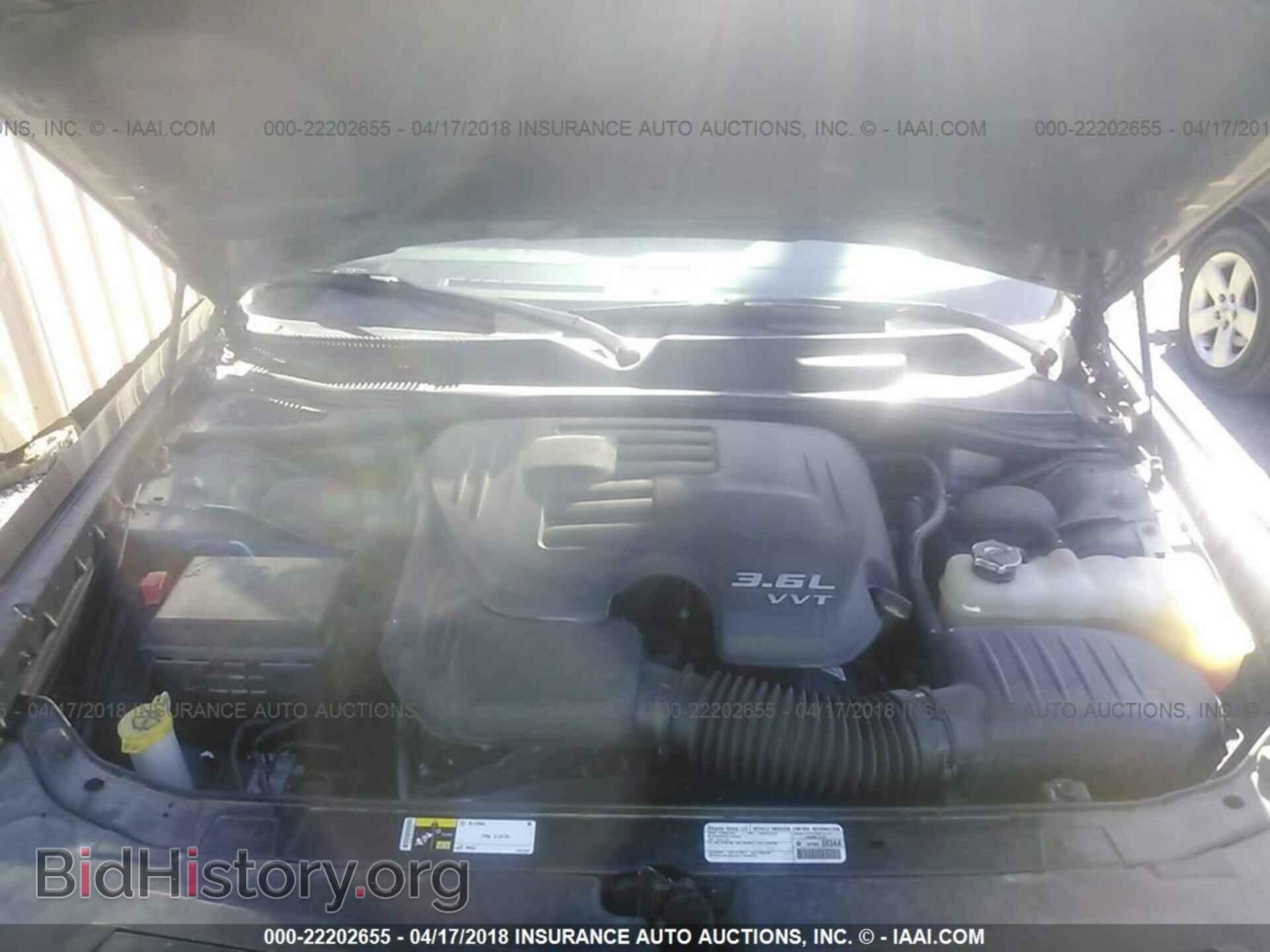 2014 Dodge Challenger - VIN: 2C3CDYAG0EH111098 - Photo 10