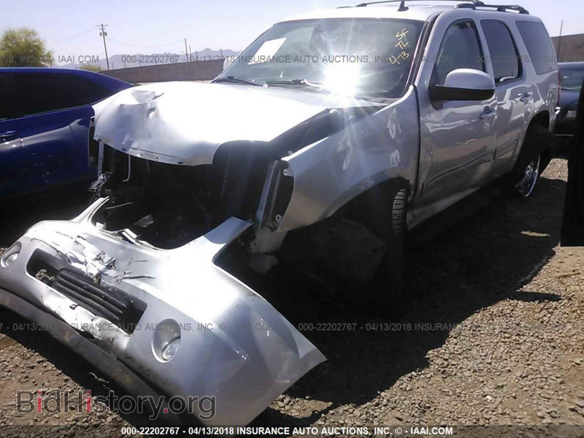 2013 Gmc Yukon - VIN: 1GKS1AE00DR159367 - Photo 2