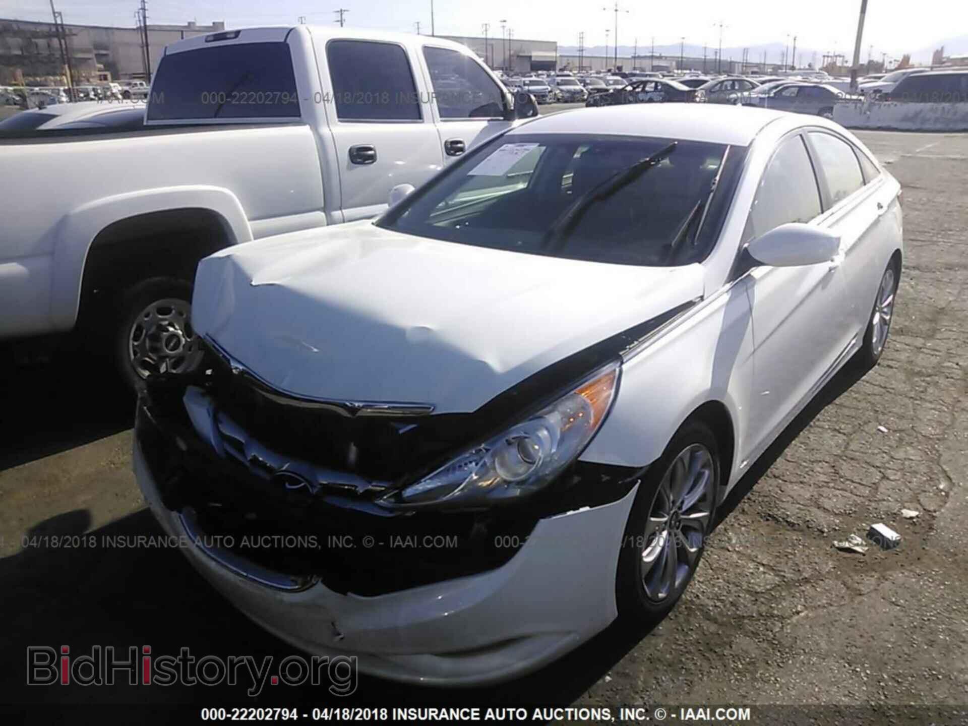 2012 Hyundai Sonata - VIN: 5NPEC4AB7CH390204 - Фото 2