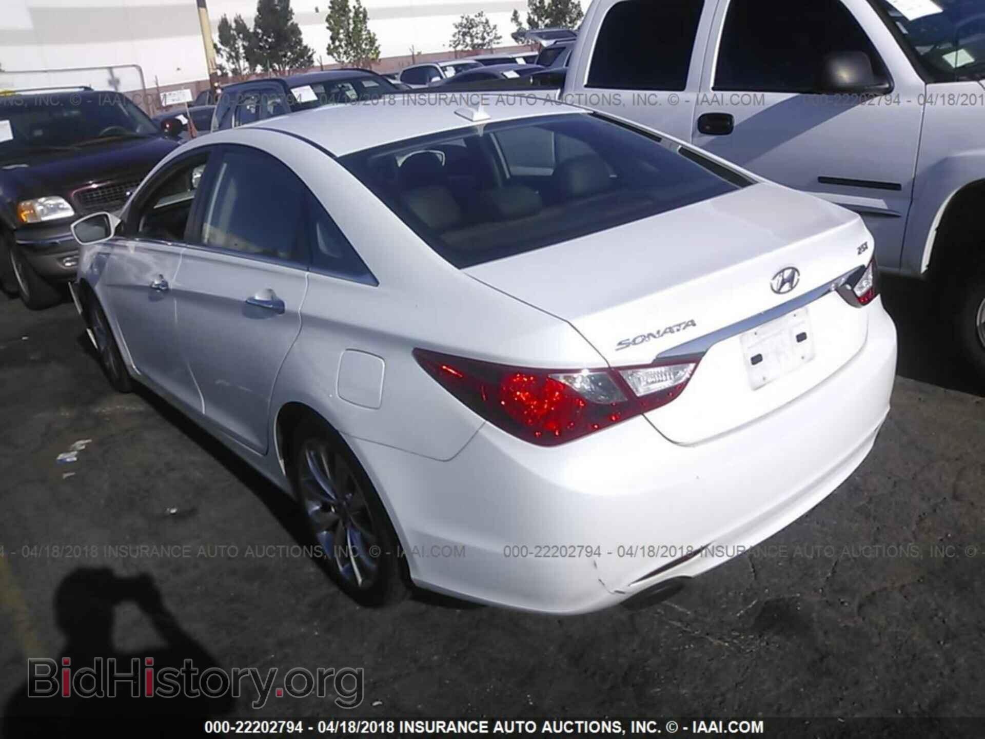 2012 Hyundai Sonata - VIN: 5NPEC4AB7CH390204 - Фото 3