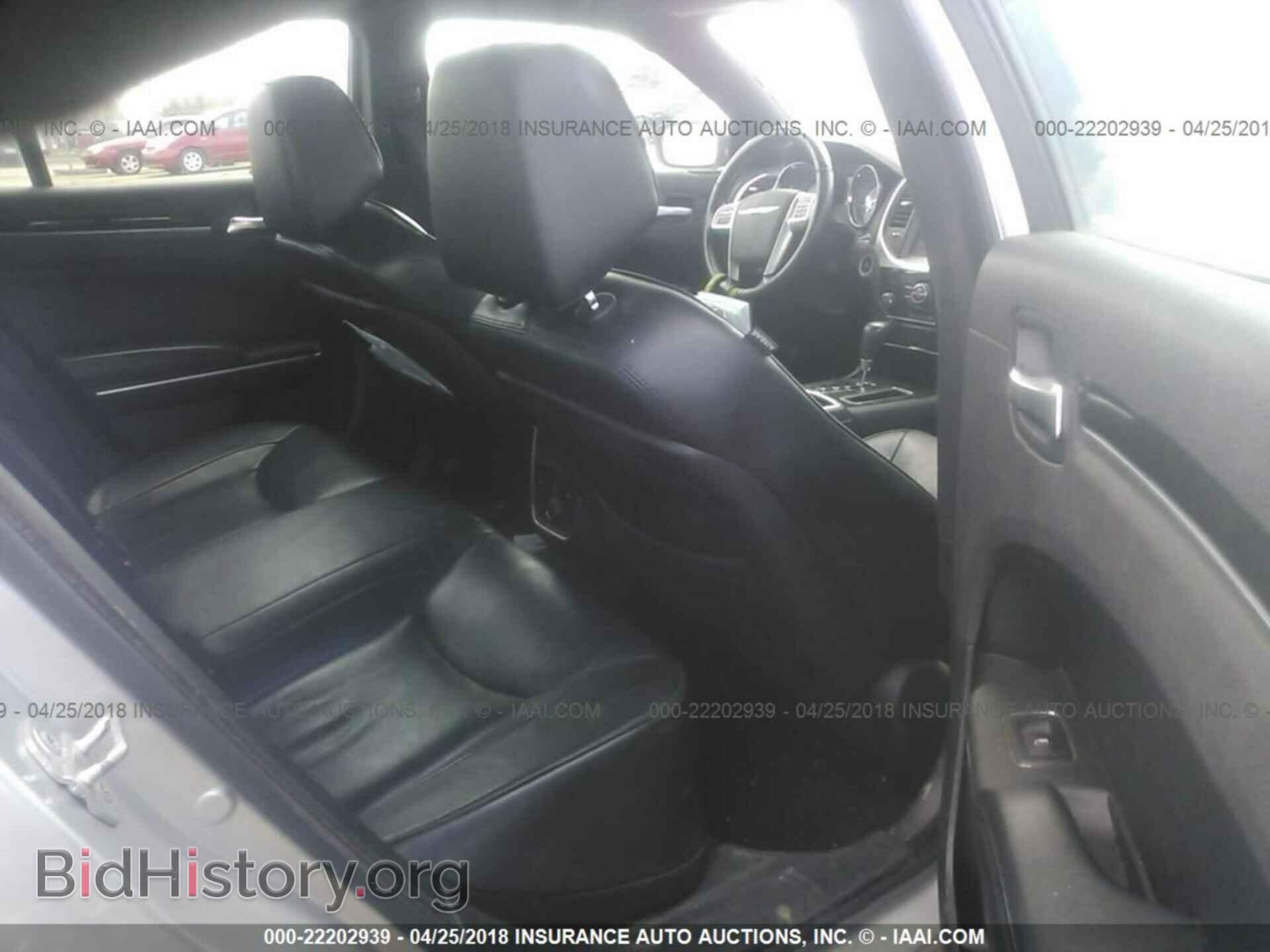 2012 Chrysler 300c - VIN: 2C3CCAET7CH147966 - Фото 8