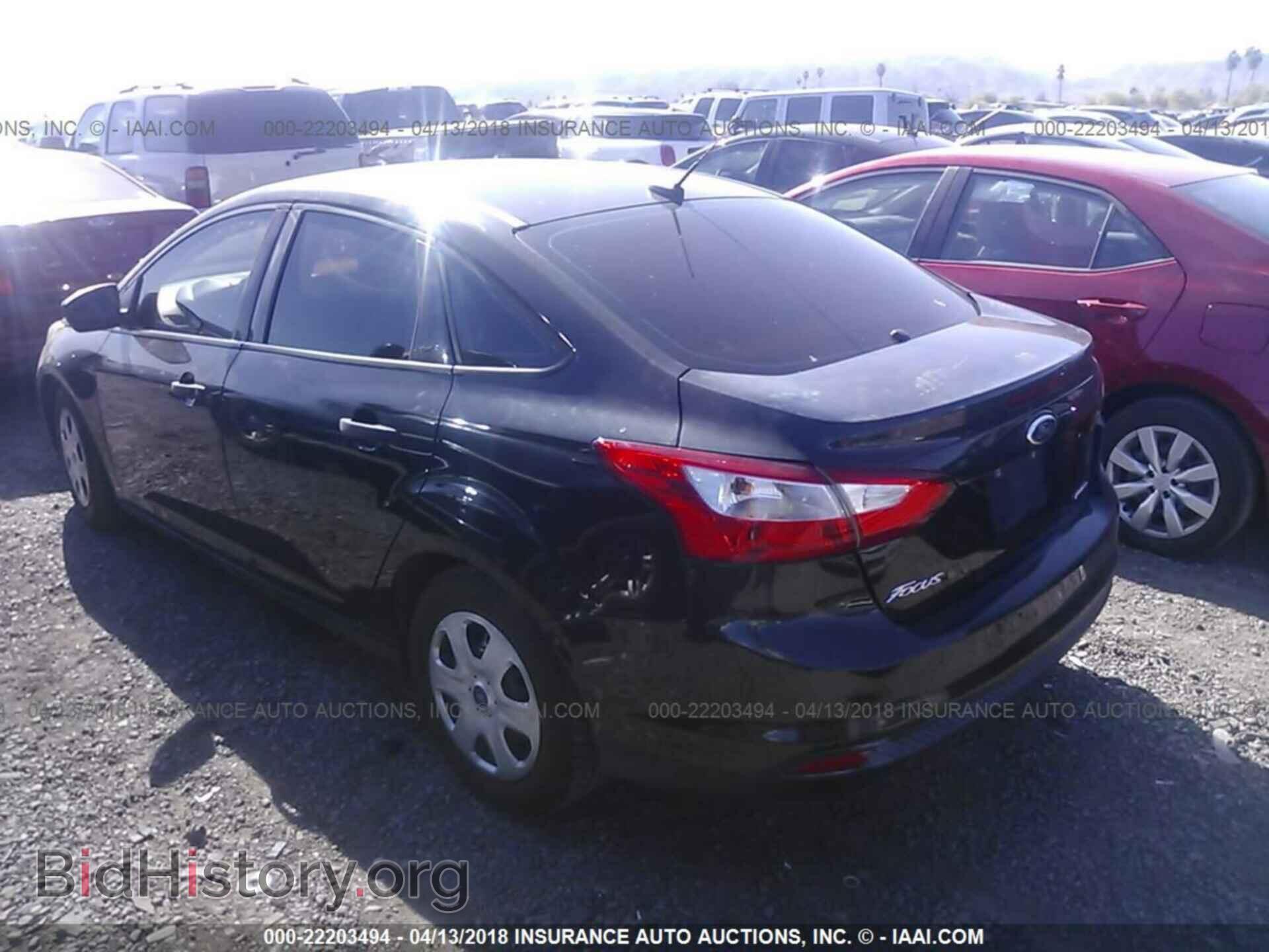 2013 Ford Focus - VIN: 1FADP3E29DL229599 - Photo 3