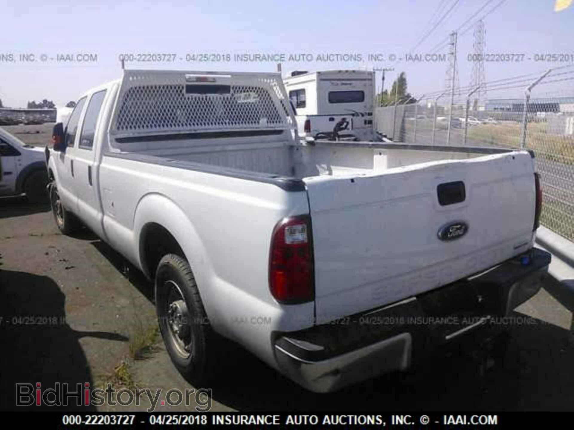 2015 Ford F250 - VIN: 1FT7W2A68FEB46105 - Фото 3