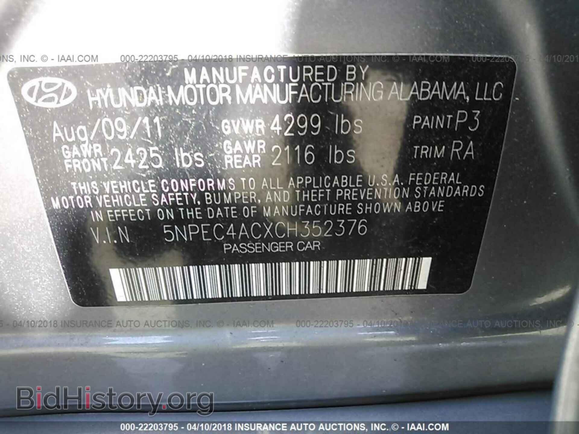 2012 Hyundai Sonata - VIN: 5NPEC4ACXCH352376 - Photo 9