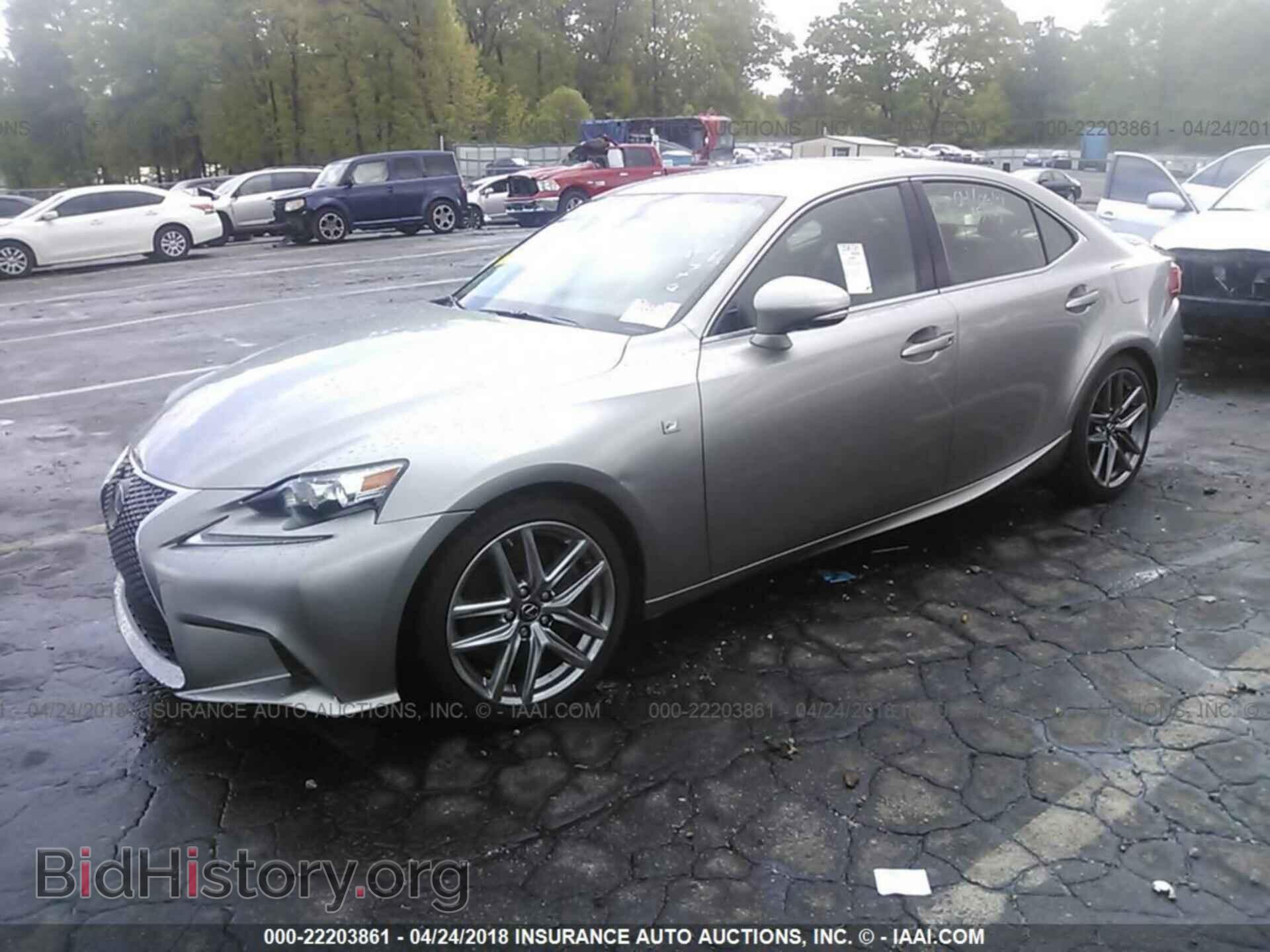 2015 Lexus Is - VIN: JTHBE1D20F5019556 - Photo 2