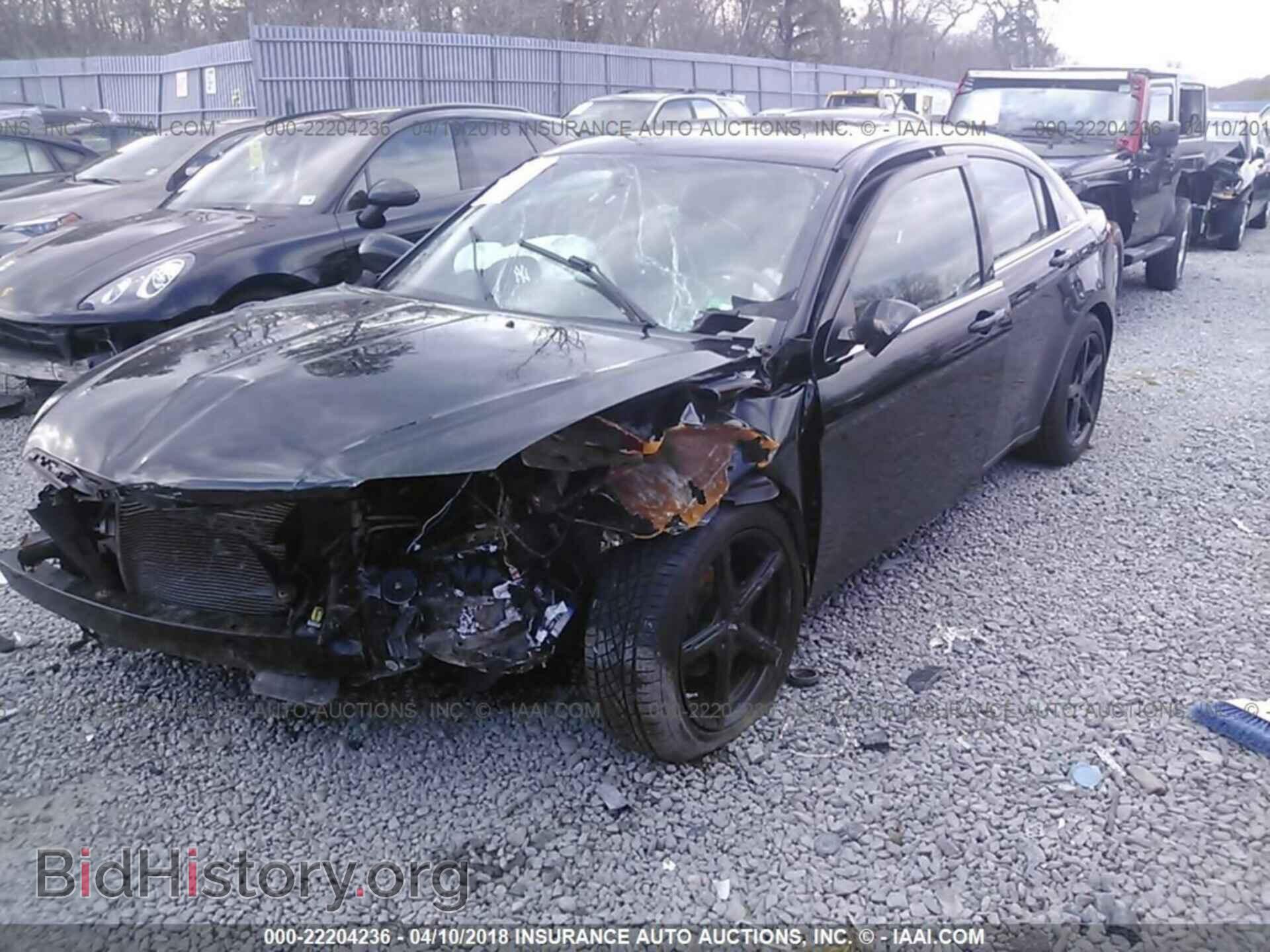 2012 Chrysler 200 - VIN: 1C3CCBHG3CN178286 - Фото 2