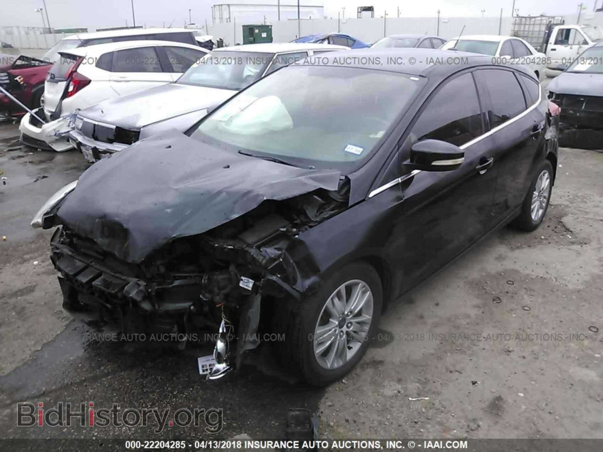 2012 Ford Focus - VIN: 1FAHP3M28CL363604 - Photo 2
