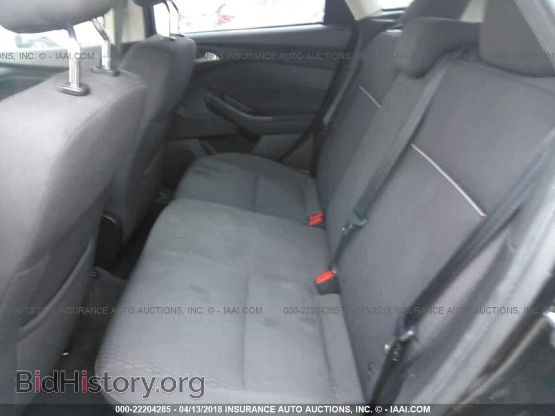 2012 Ford Focus - VIN: 1FAHP3M28CL363604 - Photo 8