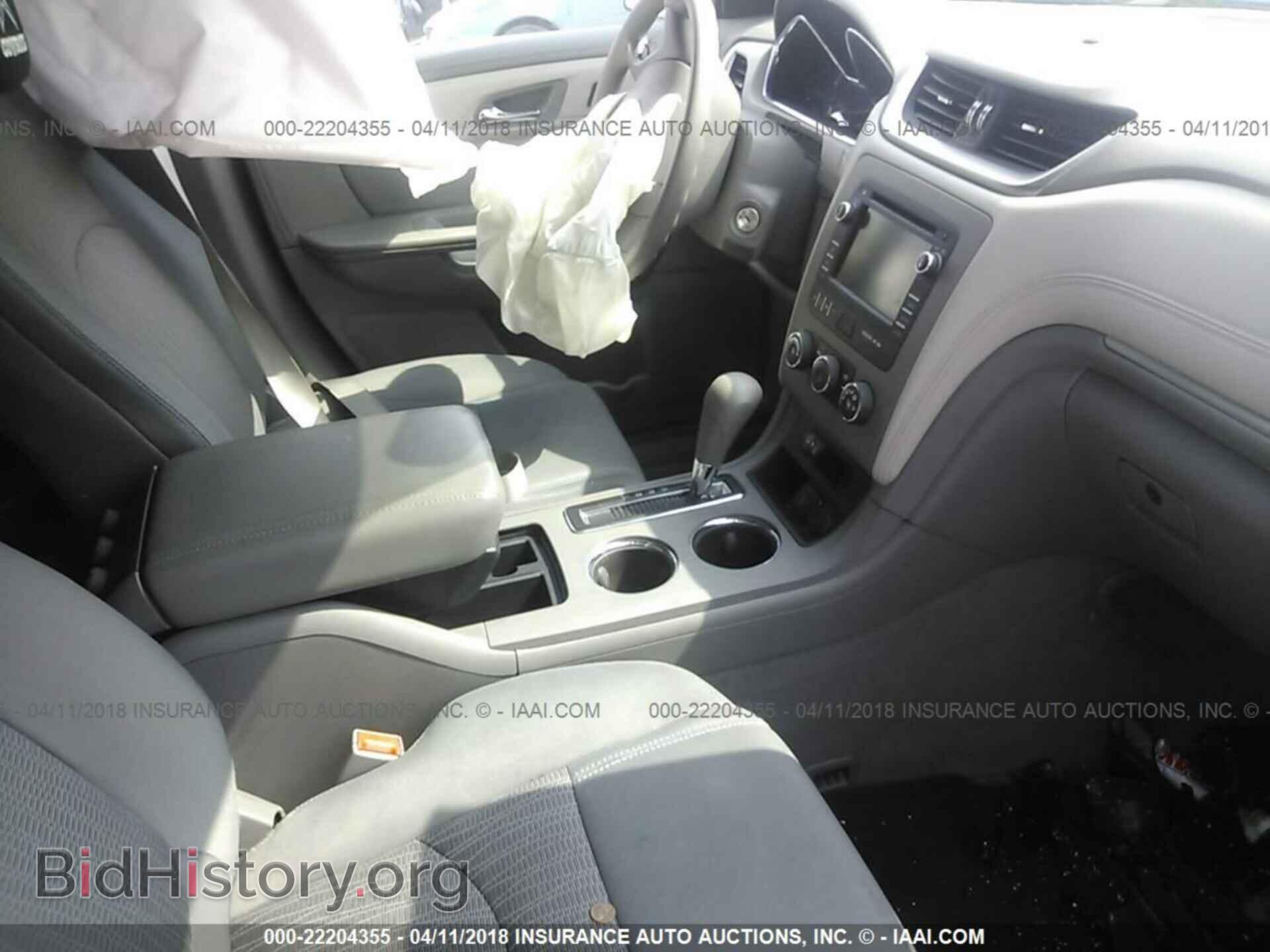 2017 Chevrolet Traverse - VIN: 1GNKRFKD5HJ152290 - Фото 5