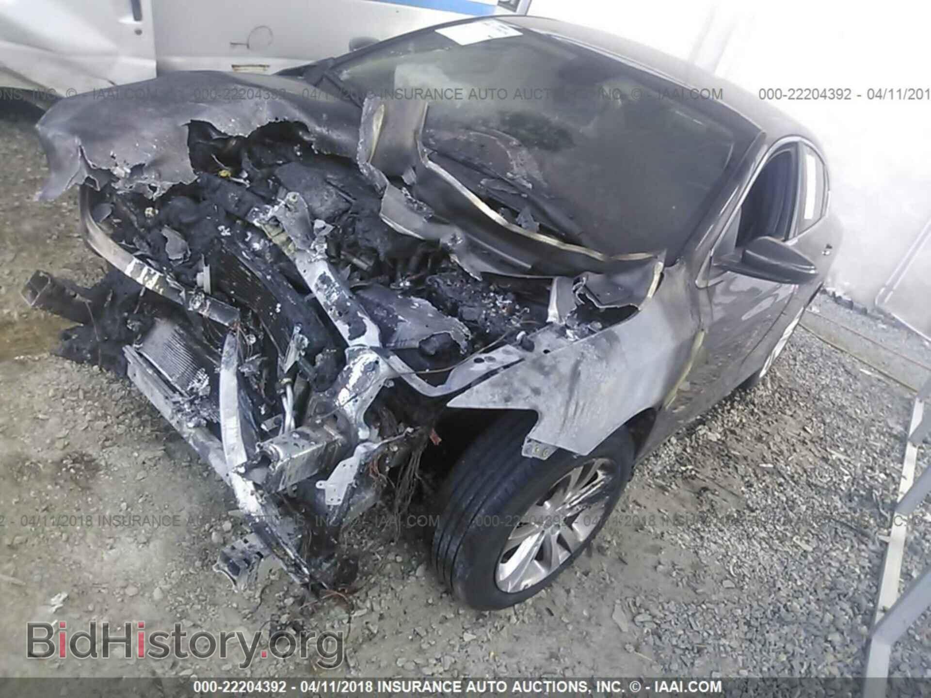 2016 Chrysler 200 - VIN: 1C3CCCAB1GN153560 - Фото 2