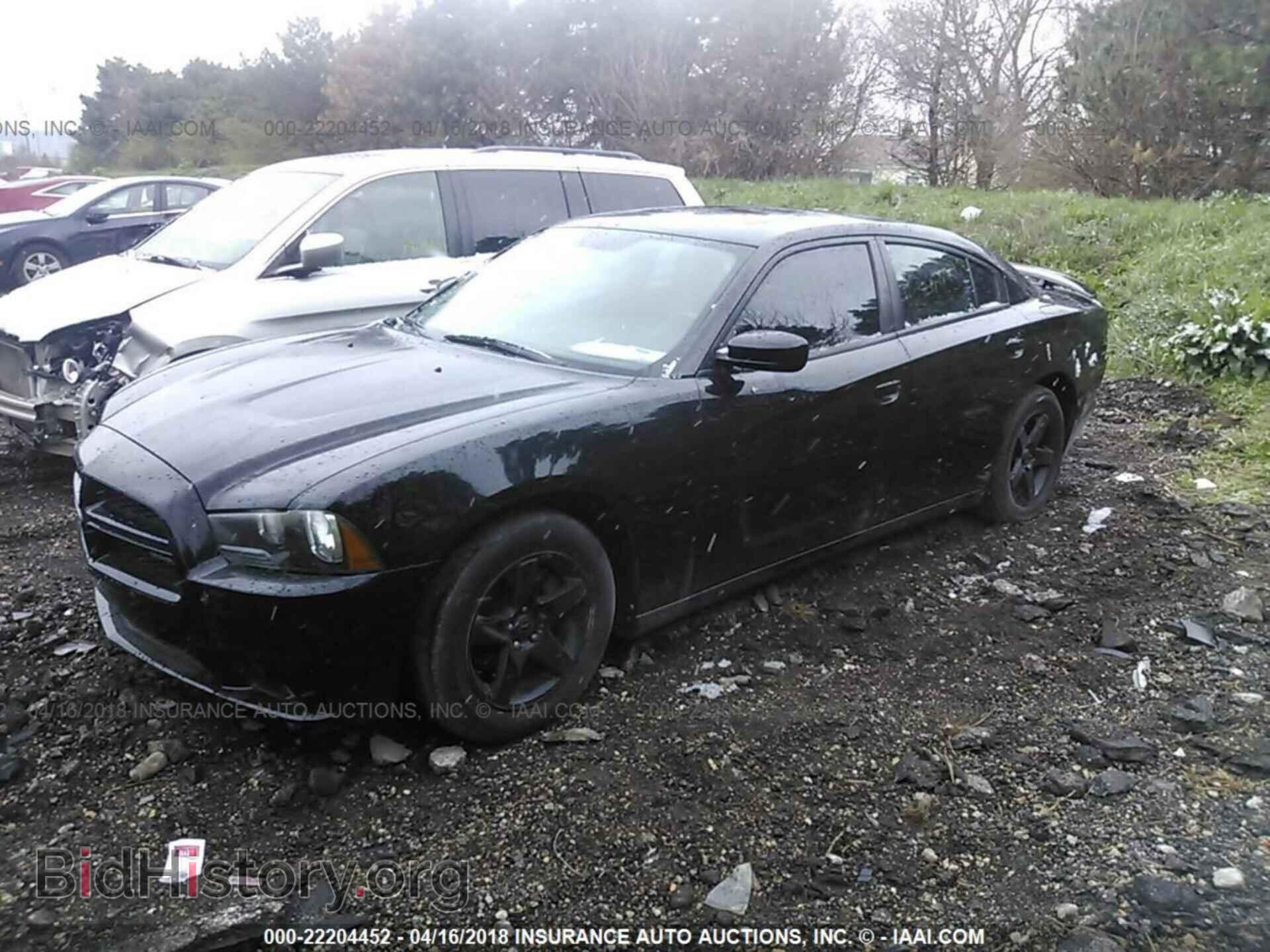 2012 Dodge Charger - VIN: 2C3CDXHG4CH164223 - Фото 2