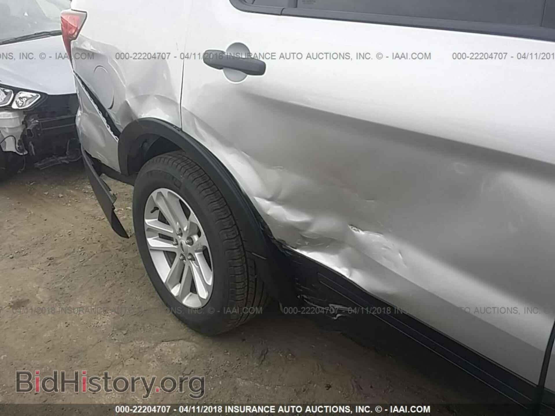2017 Ford Explorer - VIN: 1FM5K8B83HGC45875 - Photo 6
