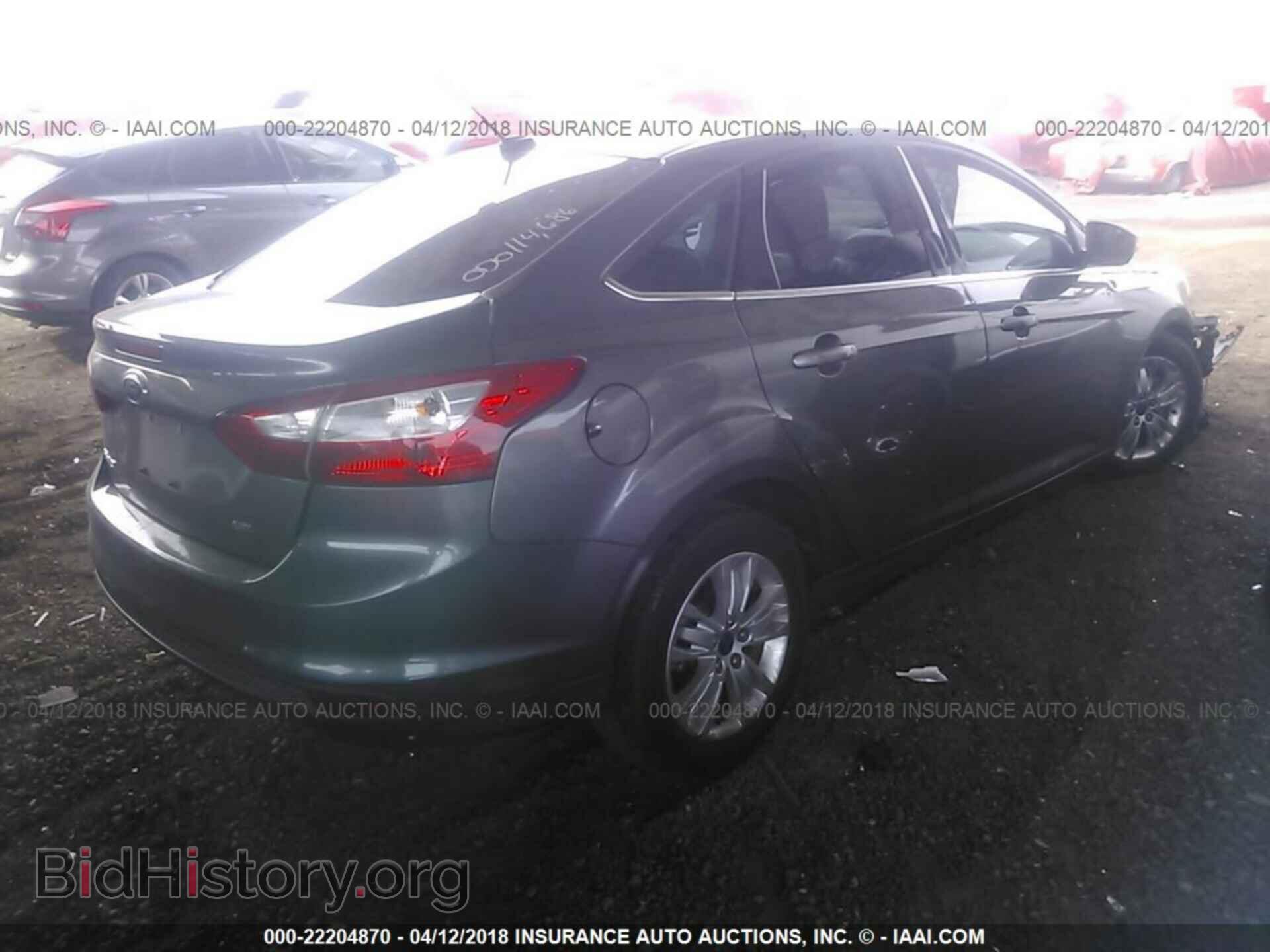2012 Ford Focus - VIN: 1FAHP3H25CL374277 - Photo 4