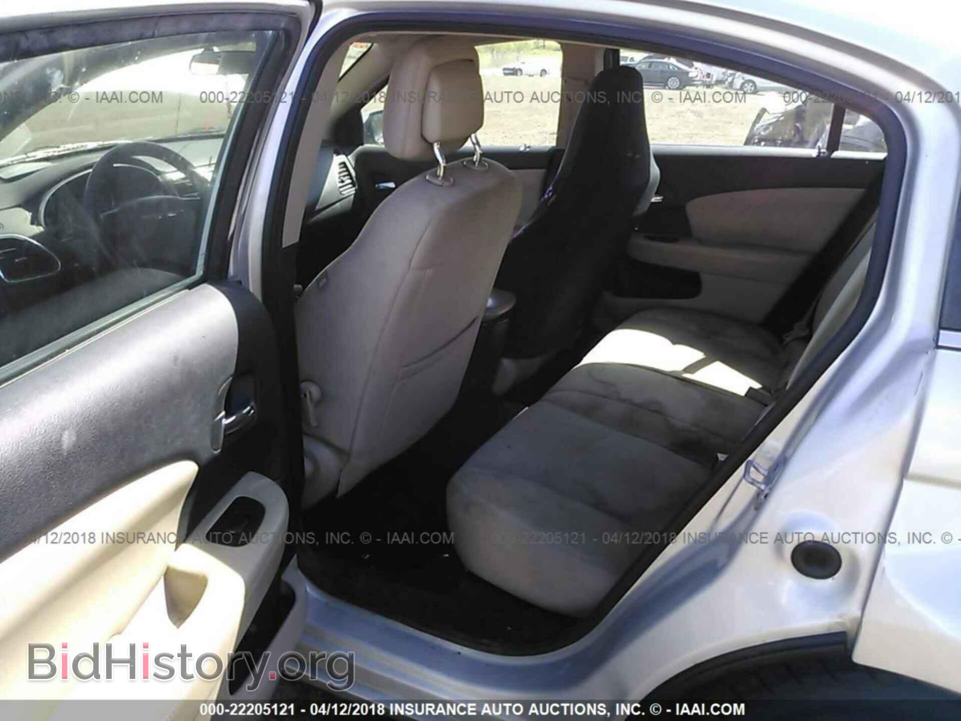 2012 Chrysler 200 - VIN: 1C3CCBAB3CN152446 - Фото 8