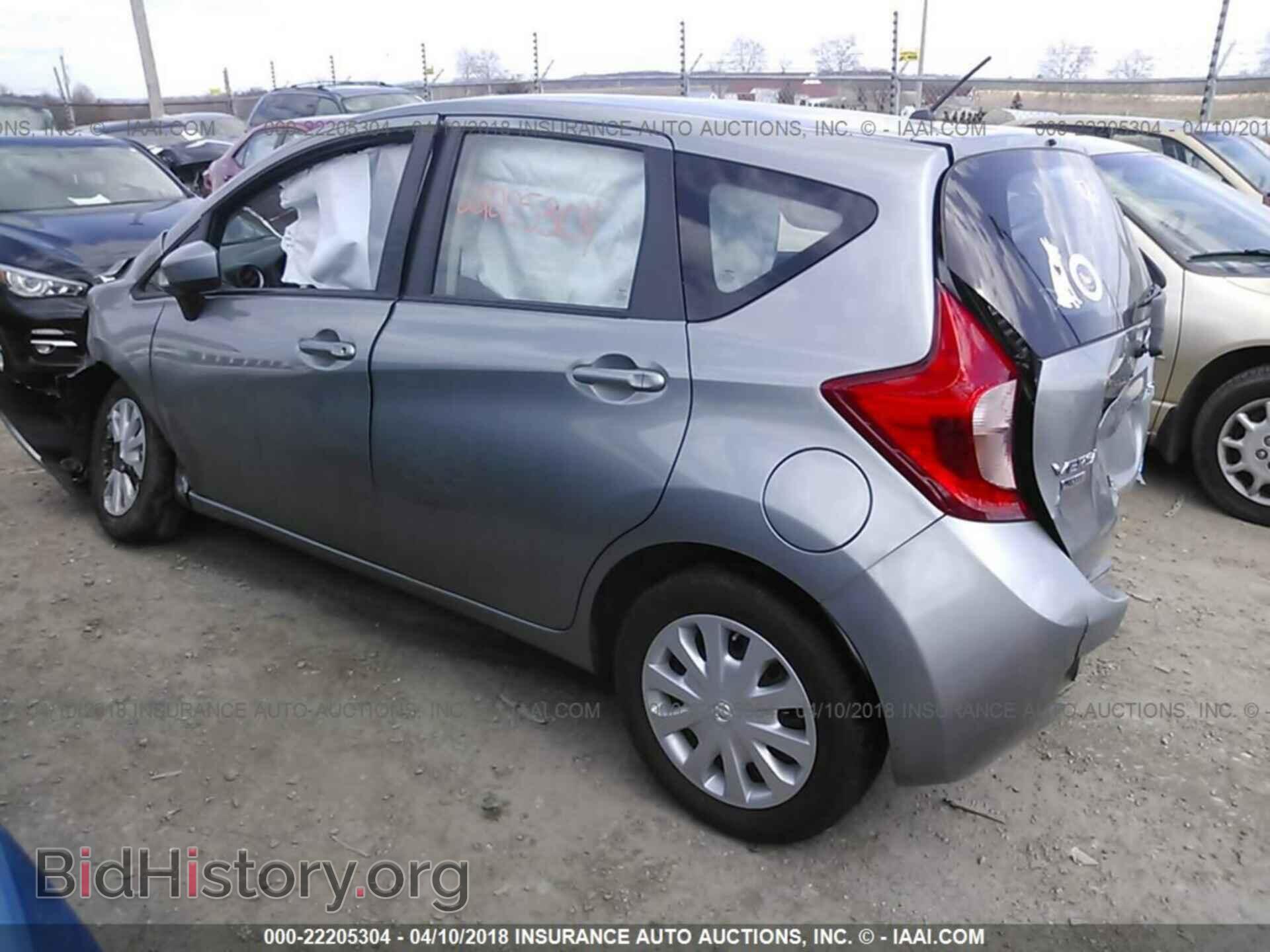 2015 Nissan Versa note - VIN: 3N1CE2CP3FL426170 - Фото 3