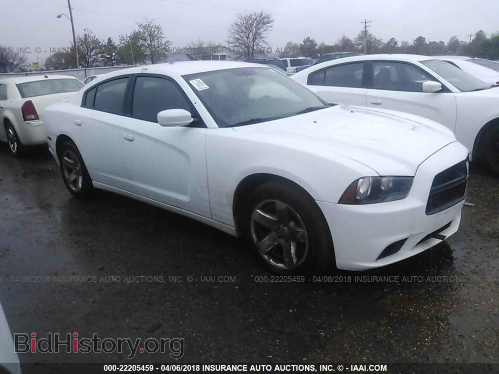 Photo 2C3CDXAG4DH608678 - Dodge Charger 2013