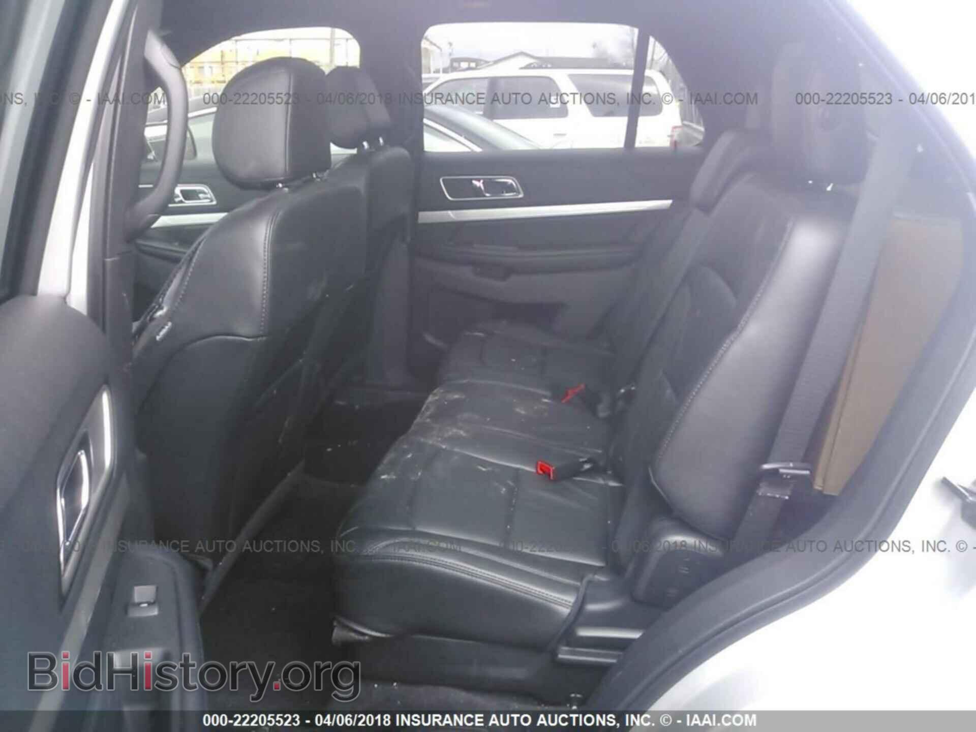 2017 Ford Explorer - VIN: 1FM5K8D8XHGA09172 - Photo 8