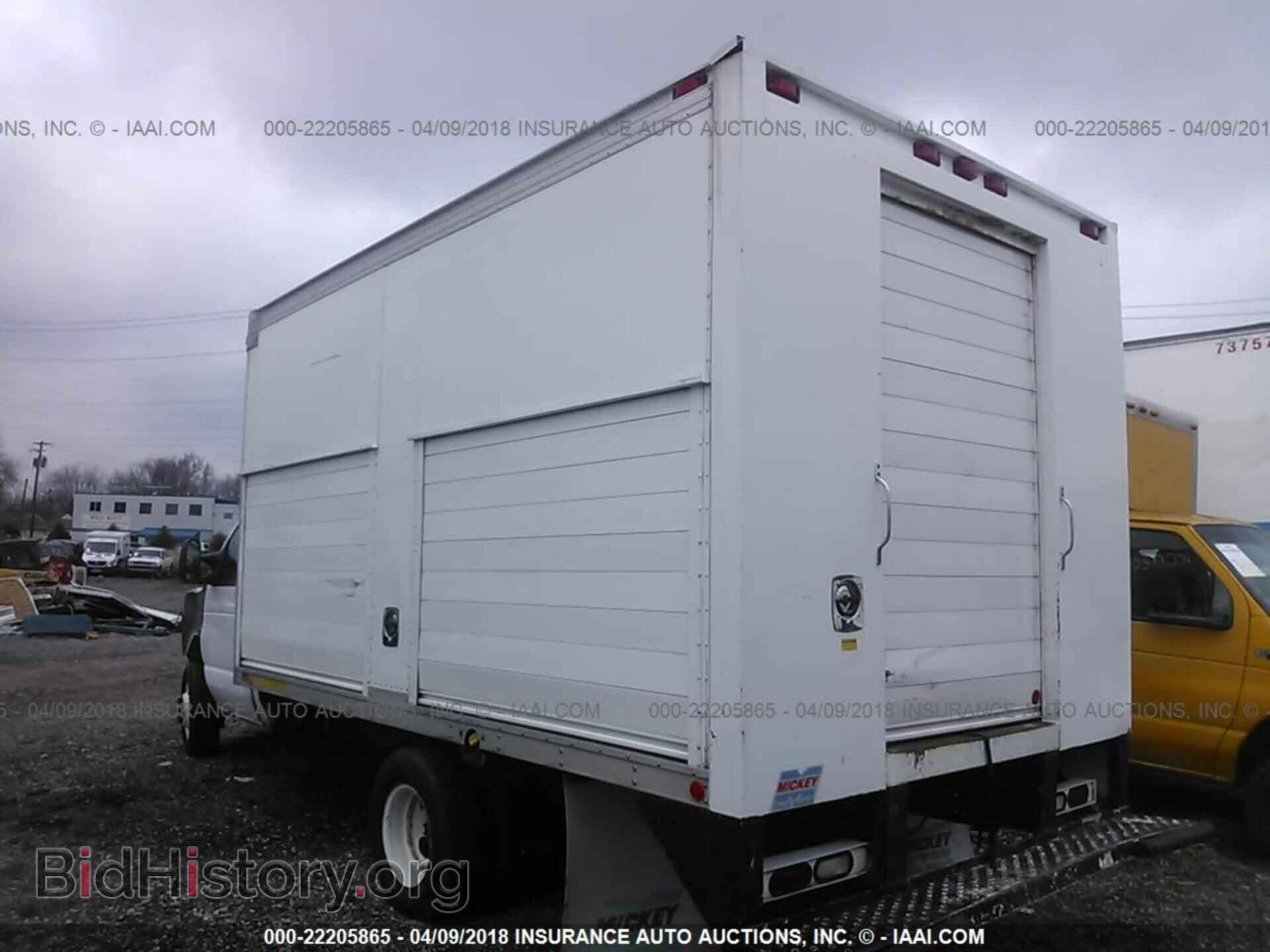 2012 Ford Econoline - VIN: 1FDXE4FL5CDA43024 - Фото 3