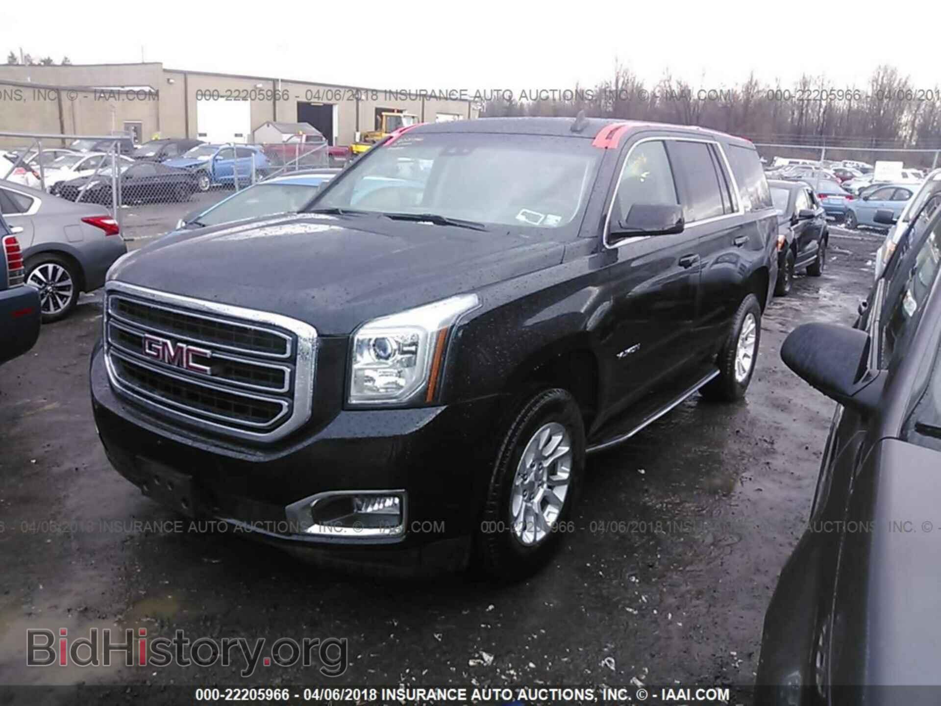2017 Gmc Yukon - VIN: 1GKS2BKC2HR214926 - Фото 2