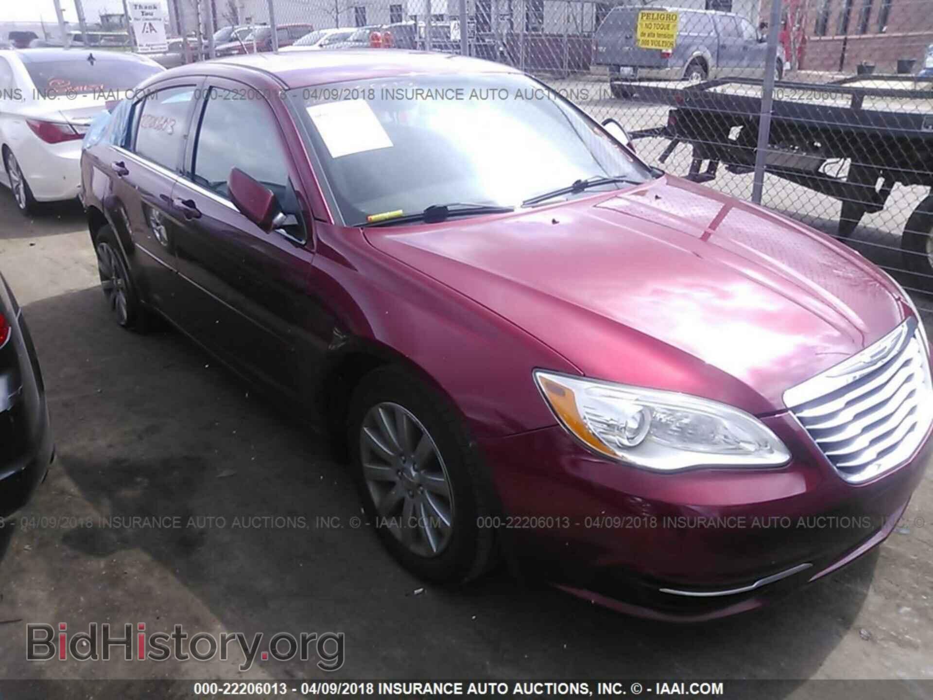 Photo 1C3CCBBG9DN660173 - Chrysler 200 2013