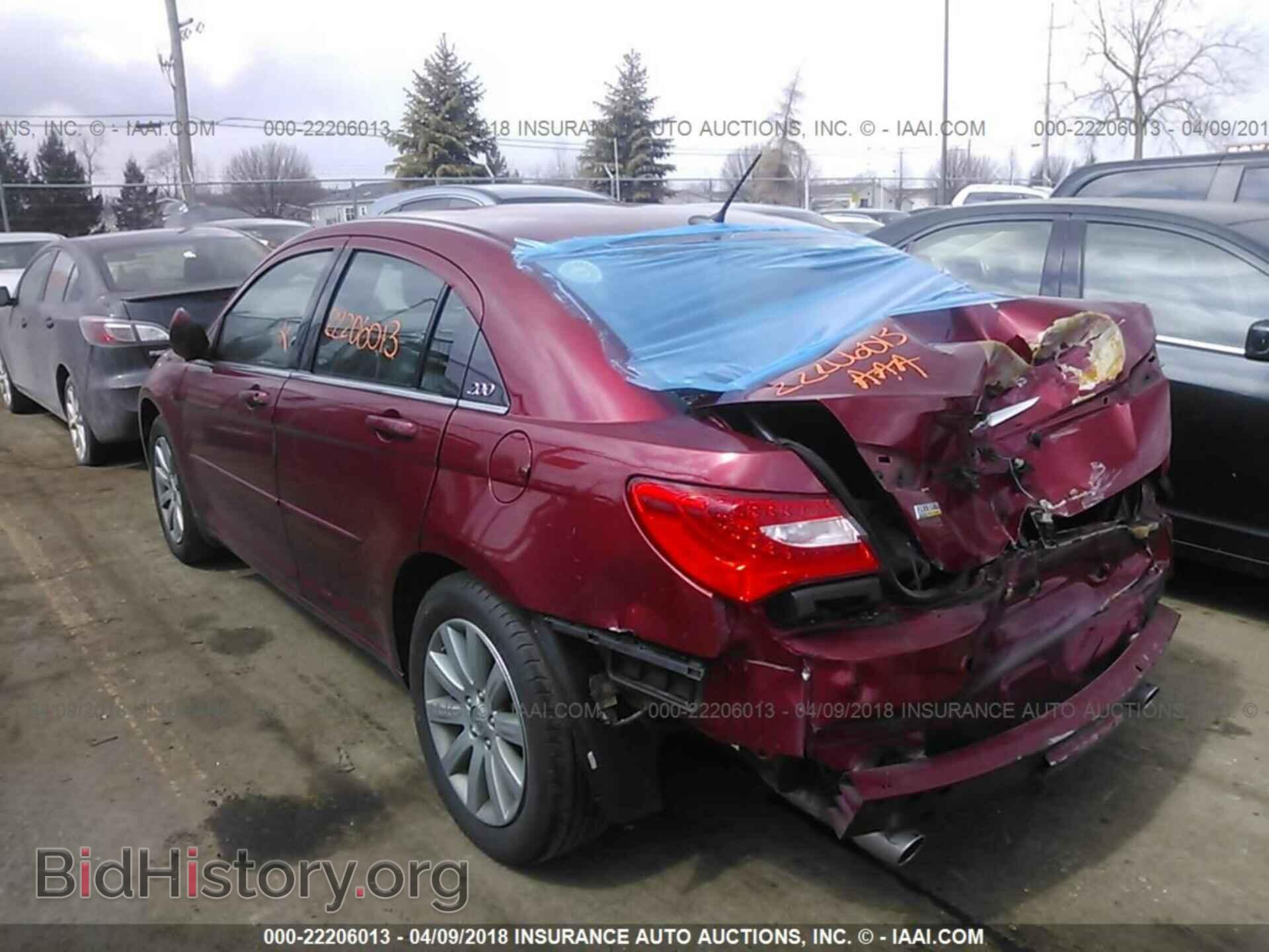 2013 Chrysler 200 - VIN: 1C3CCBBG9DN660173 - Photo 3