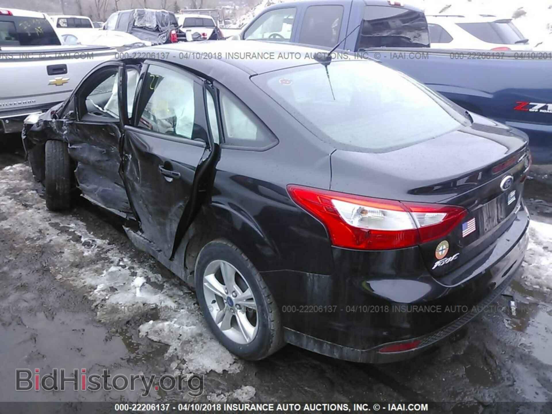 2013 Ford Focus - VIN: 1FADP3F2XDL265302 - Photo 3