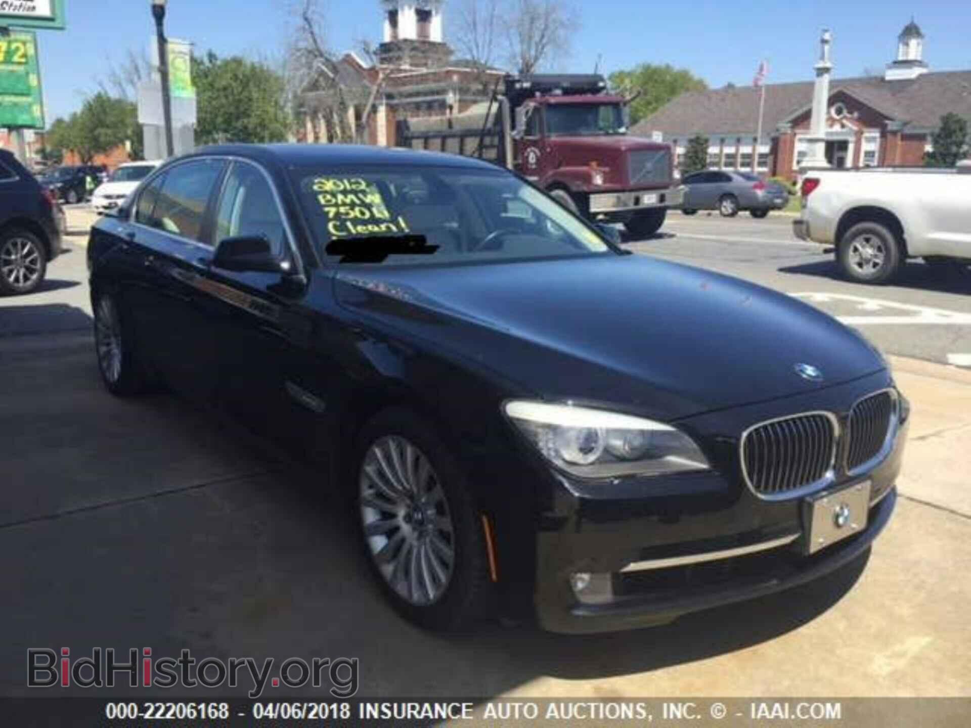 Фотография WBAKB8C56CC964143 - Bmw 750 2012