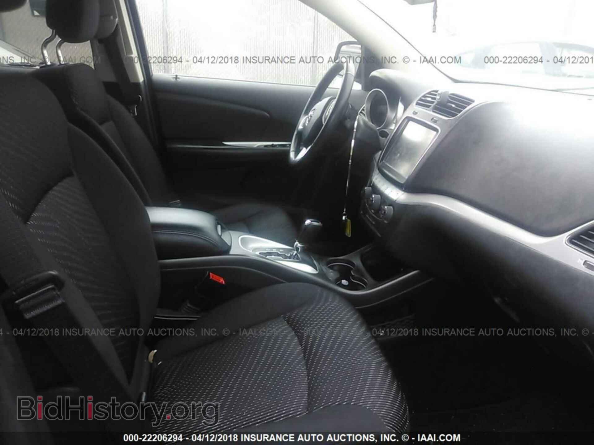 2014 Dodge Journey - VIN: 3C4PDDBG6ET119640 - Фото 5
