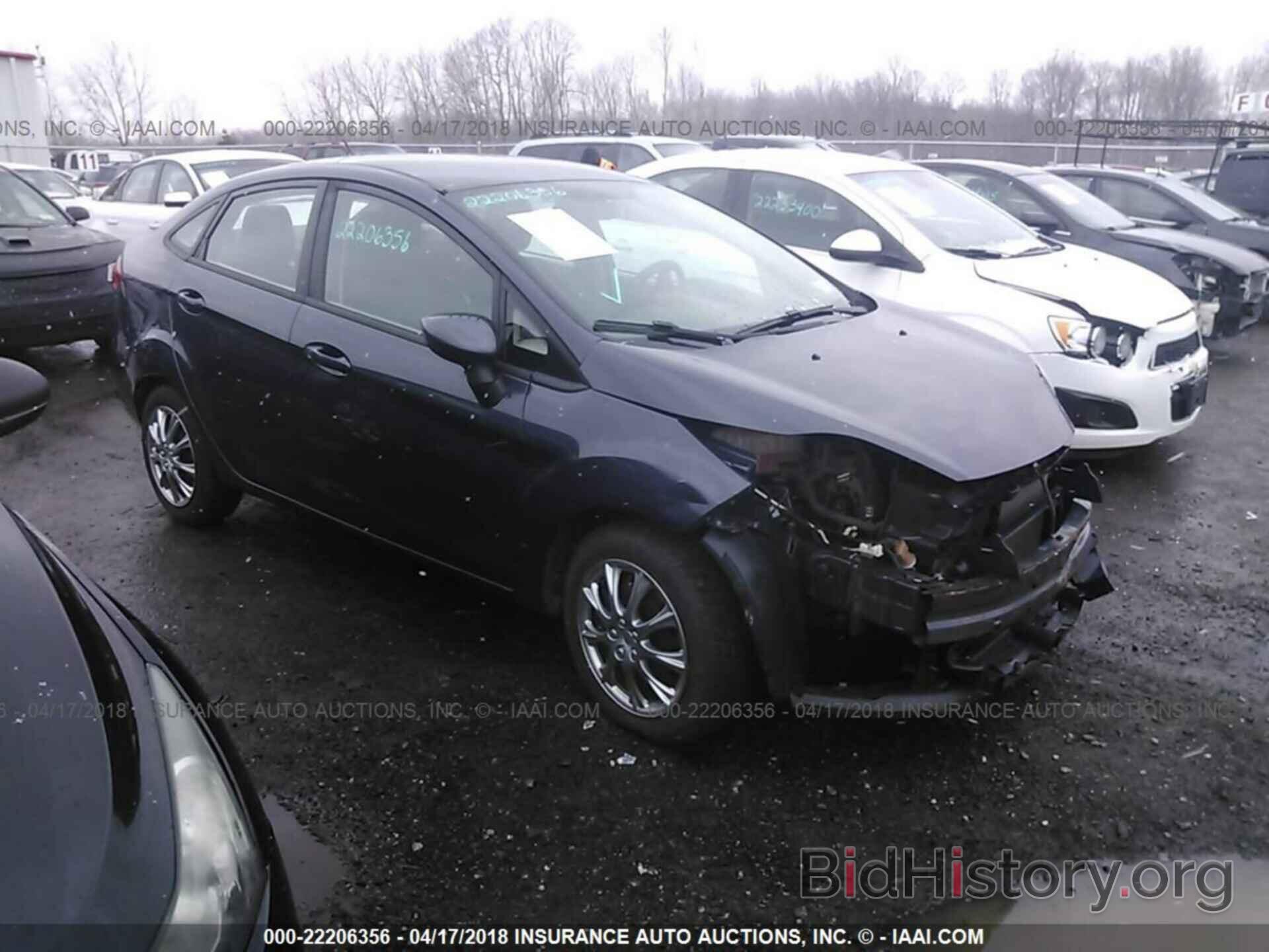 Photo 3FADP4AJ7CM150206 - Ford Fiesta 2012