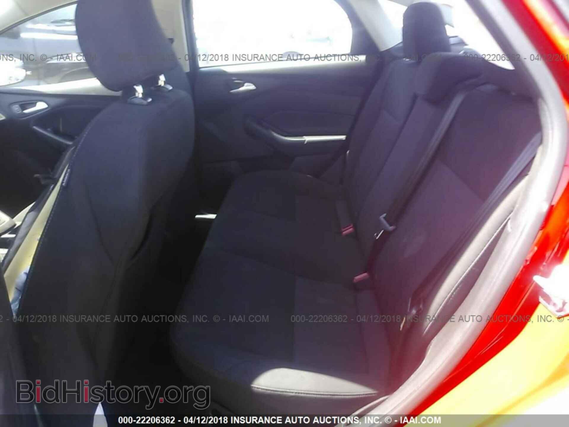 2016 Ford Focus - VIN: 1FADP3F29GL222672 - Фото 8