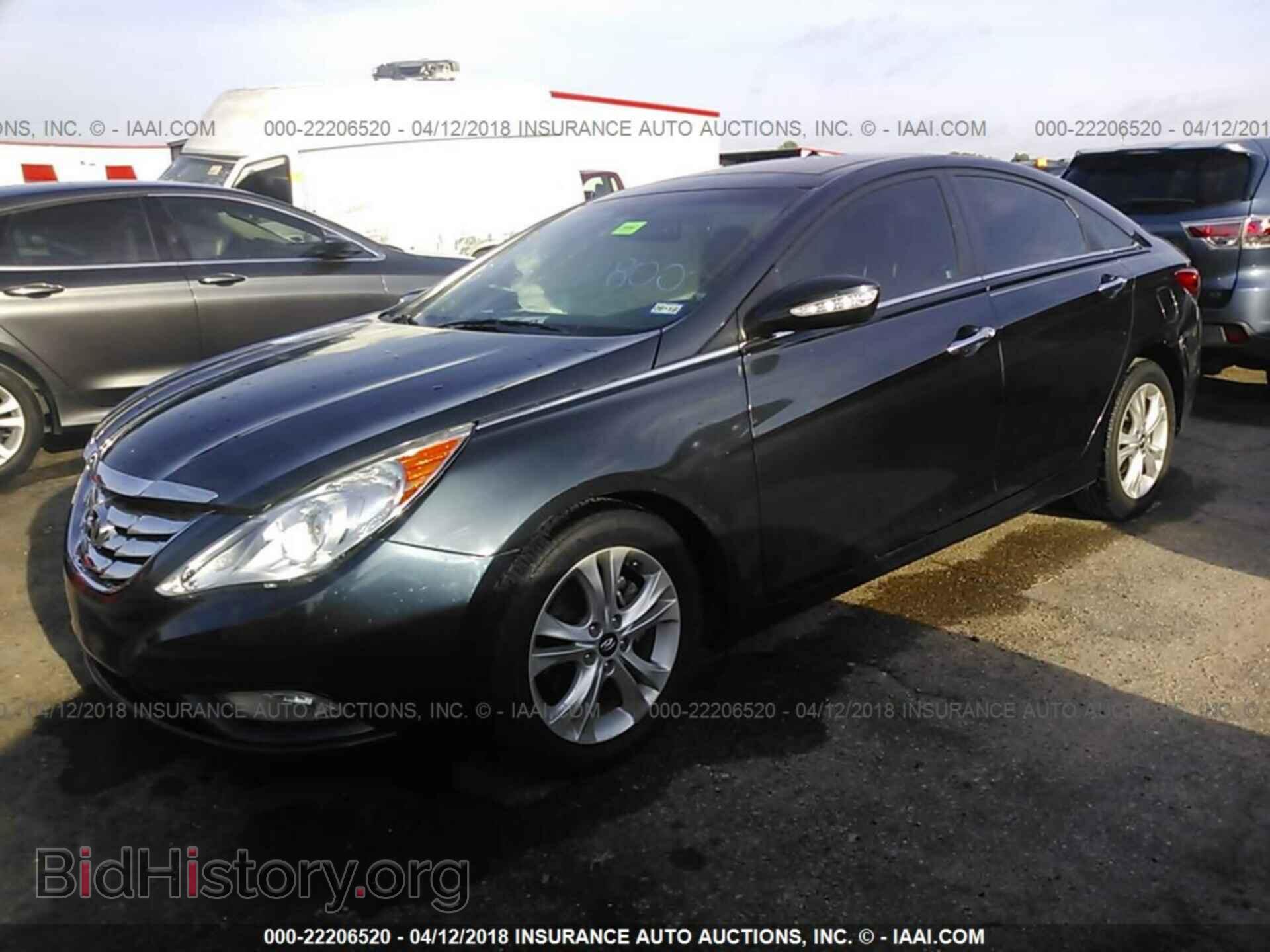 2012 Hyundai Sonata - VIN: 5NPEC4AC4CH431199 - Photo 2
