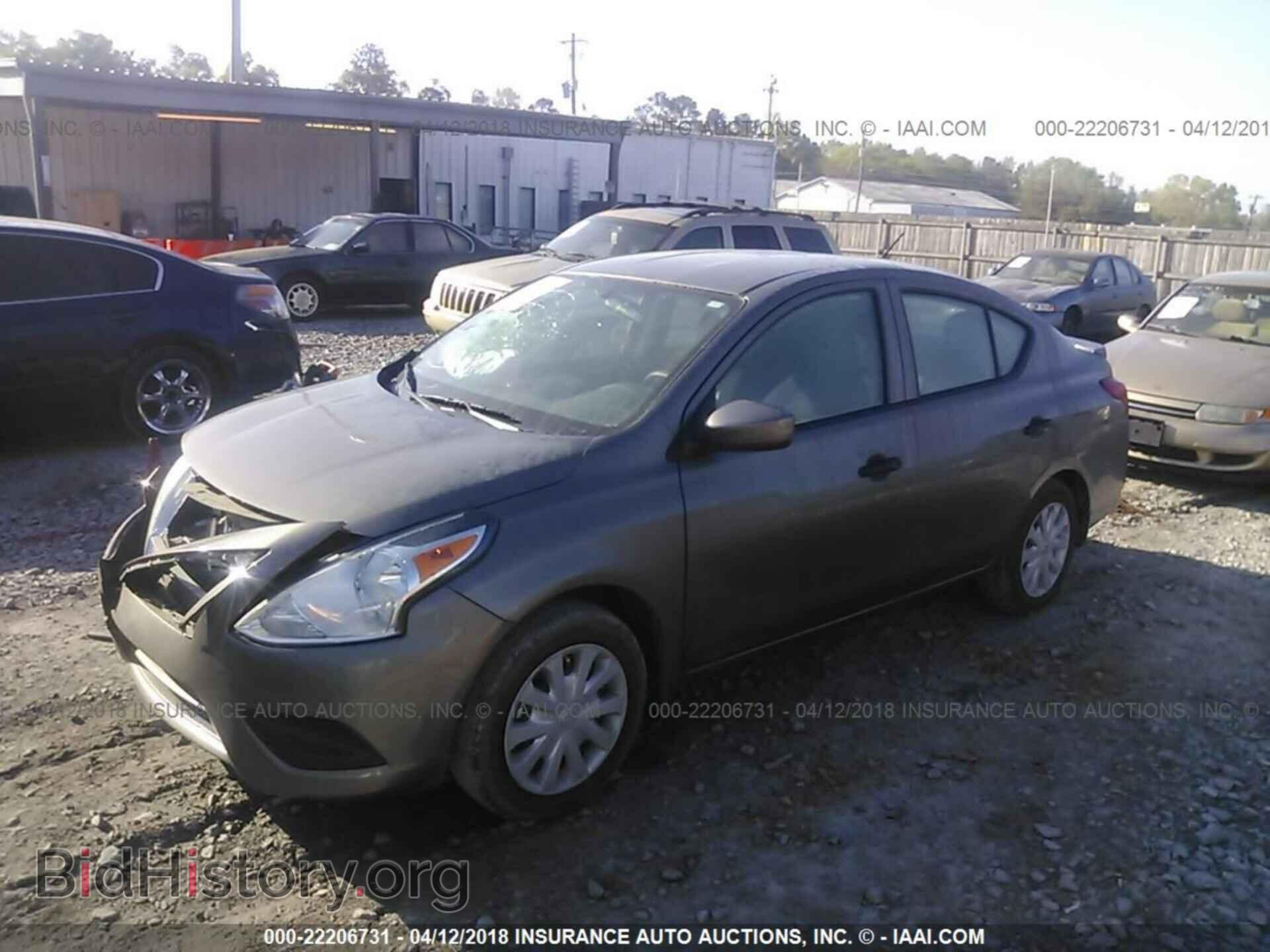 2016 Nissan Versa - VIN: 3N1CN7AP0GL855638 - Фото 2