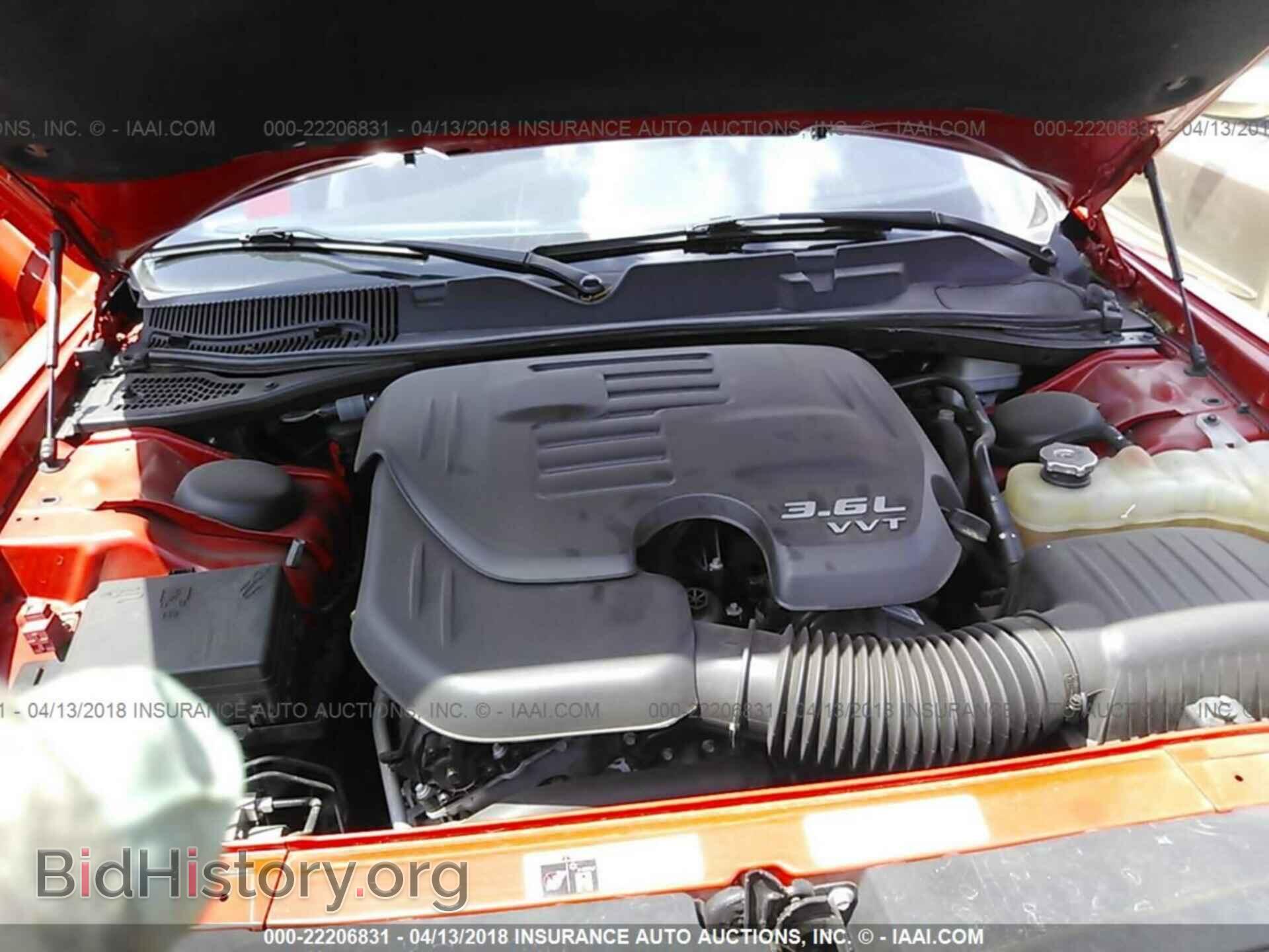 2015 Dodge Challenger - VIN: 2C3CDZAG8FH720155 - Photo 10