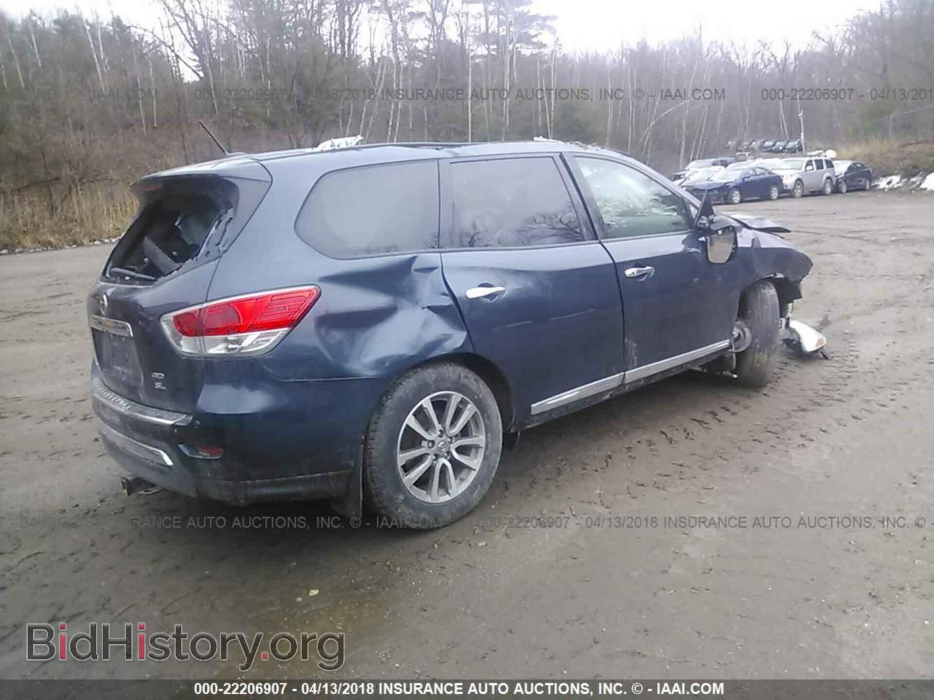 2014 Nissan Pathfinder - VIN: 5N1AR2MM0EC611425 - Фото 4