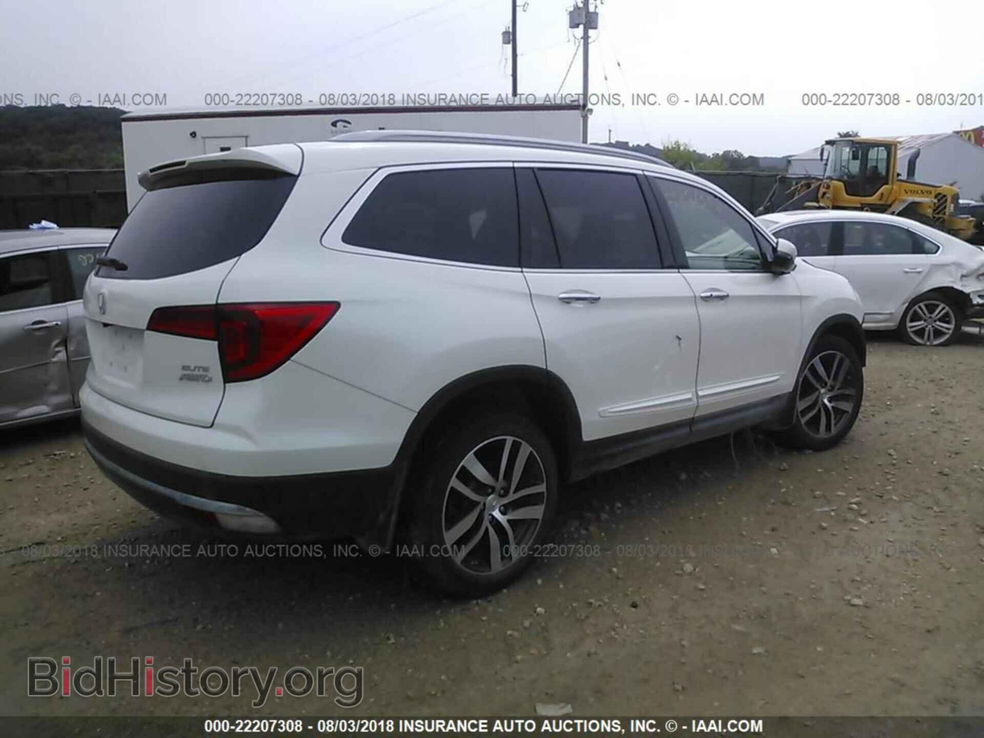 2017 Honda Pilot - VIN: 5FNYF6H05HB060717 - Photo 4