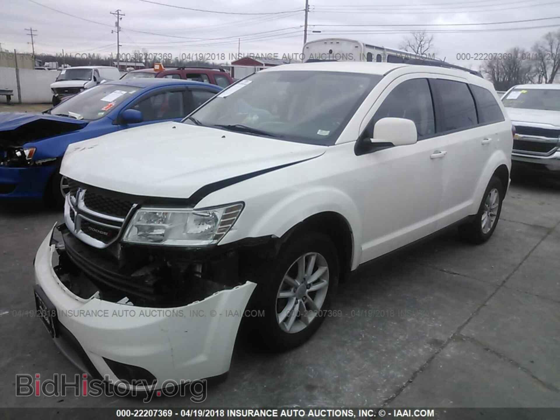 2016 Dodge Journey - VIN: 3C4PDCBG9GT224735 - Photo 2
