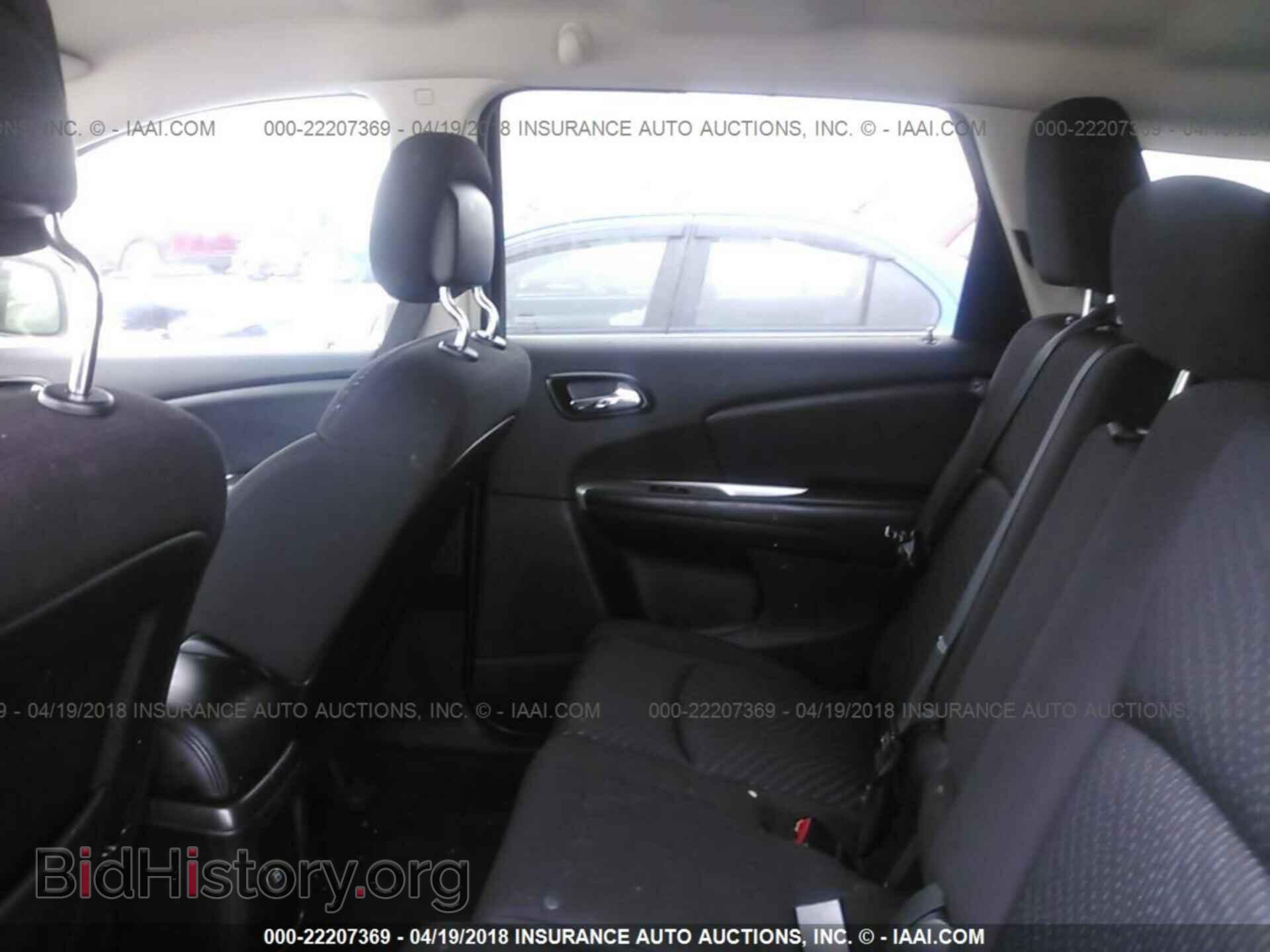 2016 Dodge Journey - VIN: 3C4PDCBG9GT224735 - Photo 8